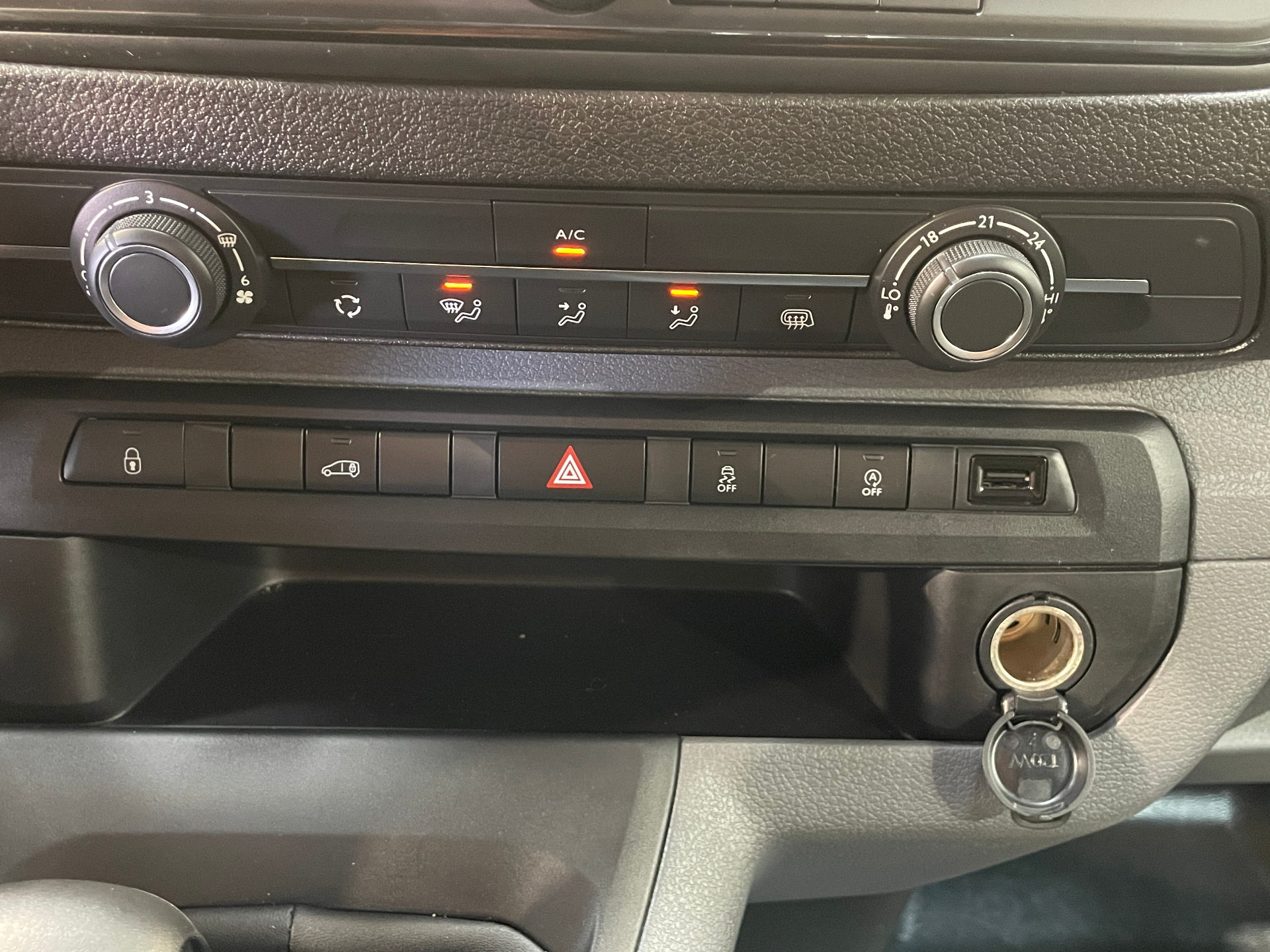 CITROEN JUMPY FOURGON FGN M BLUEHDI 100 S&S BVM6 CLUB