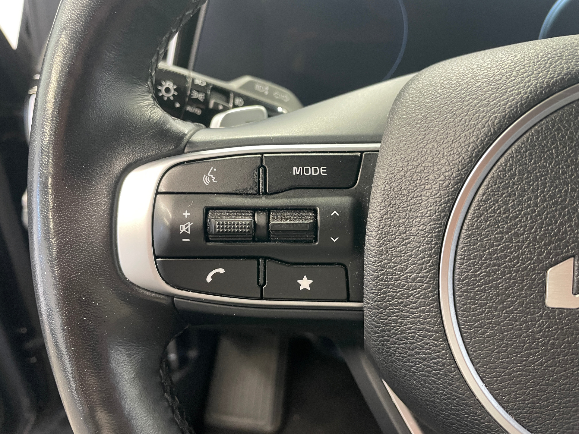 KIA SPORTAGE 1.6 T-GDi 230ch ISG Hybride BVA6 4x2 GT Line Premium