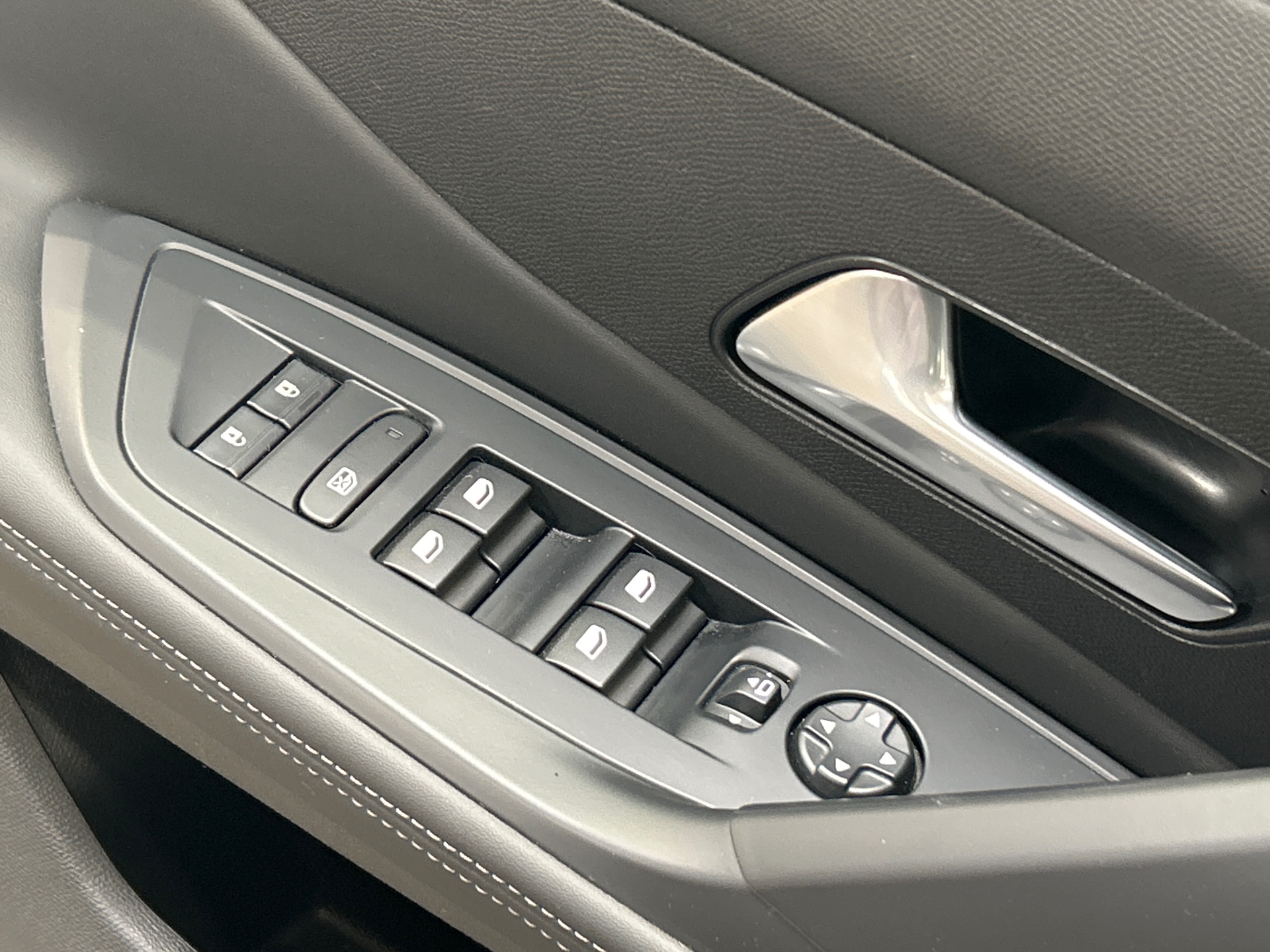 PEUGEOT 308 Hybrid 136 e-DCS6 Allure