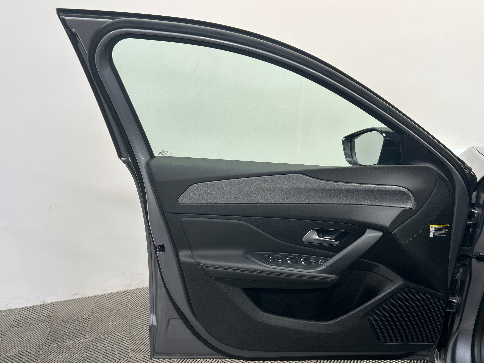 PEUGEOT 308 Hybrid 136 e-DCS6 Allure