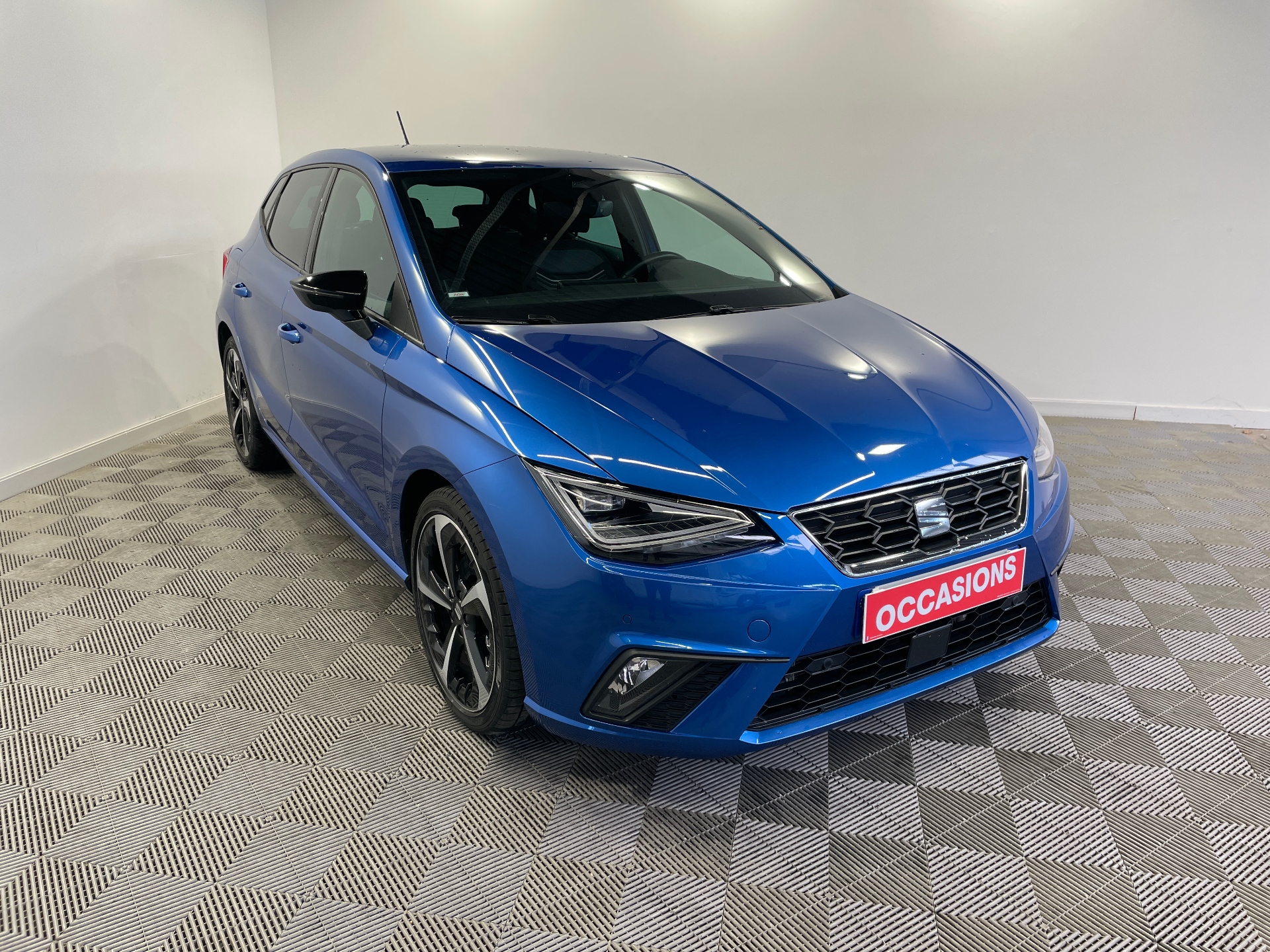 SEAT IBIZA 1.0 TSI 110 ch S/S DSG7 FR