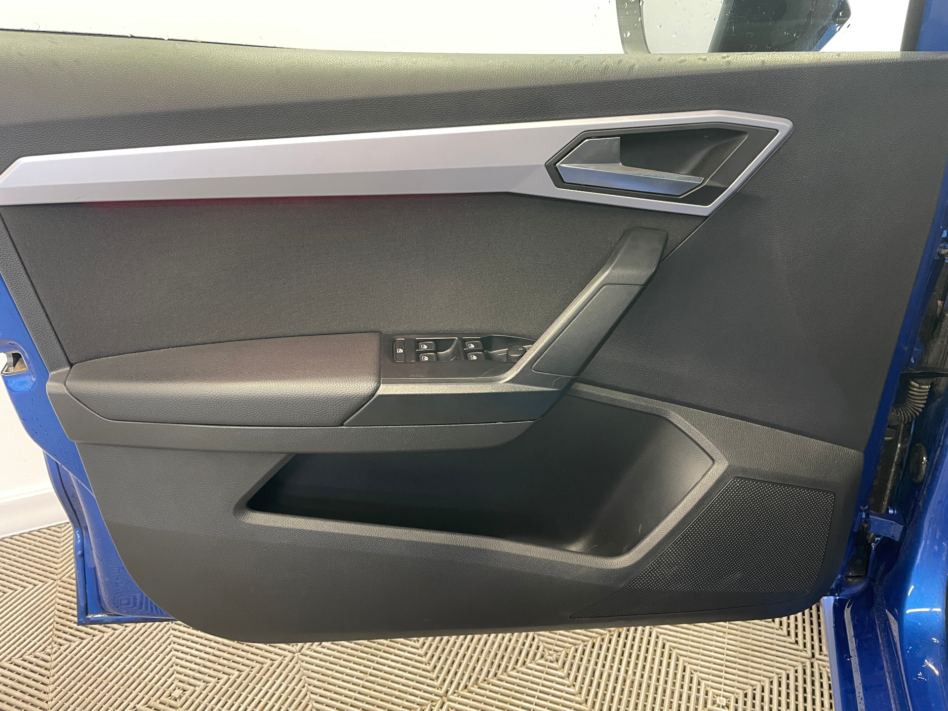 SEAT IBIZA 1.0 TSI 110 ch S/S DSG7 FR