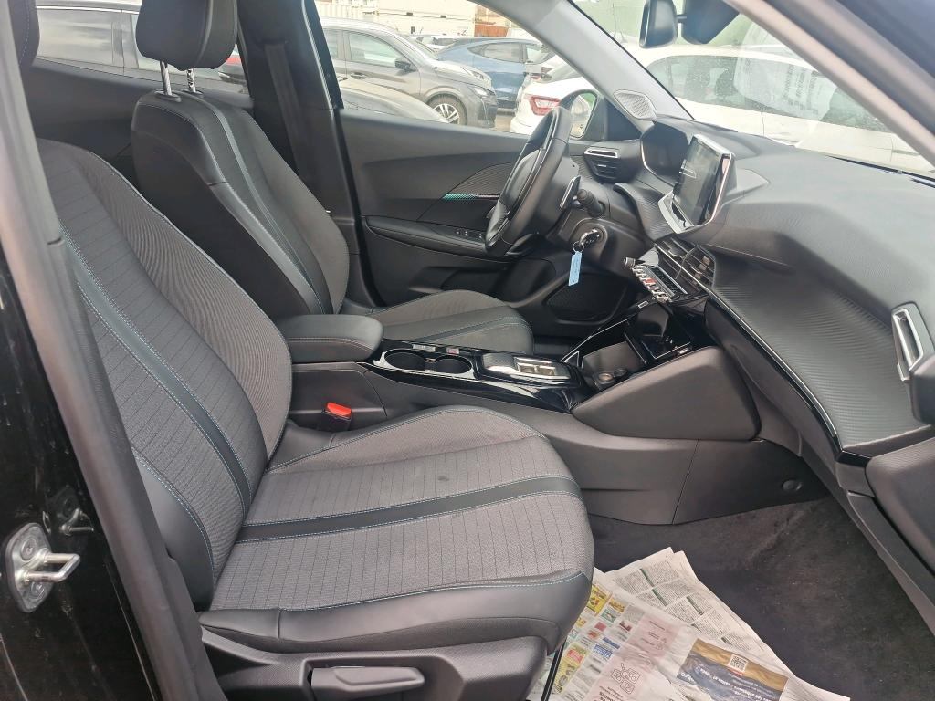 PEUGEOT 2008 BlueHDi 130 S&S EAT8 Allure