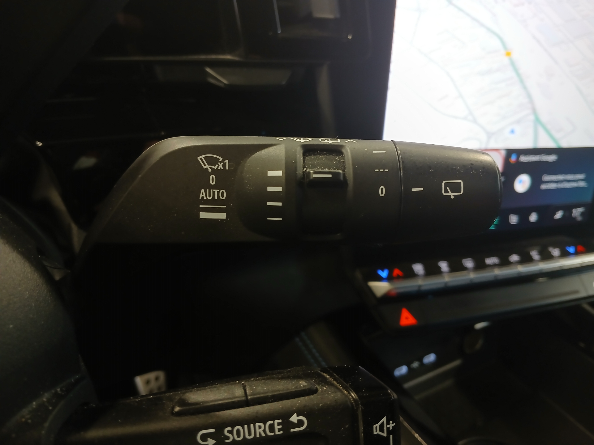 RENAULT  AUSTRAL E-Tech hybrid 200 Iconic esprit Alpine