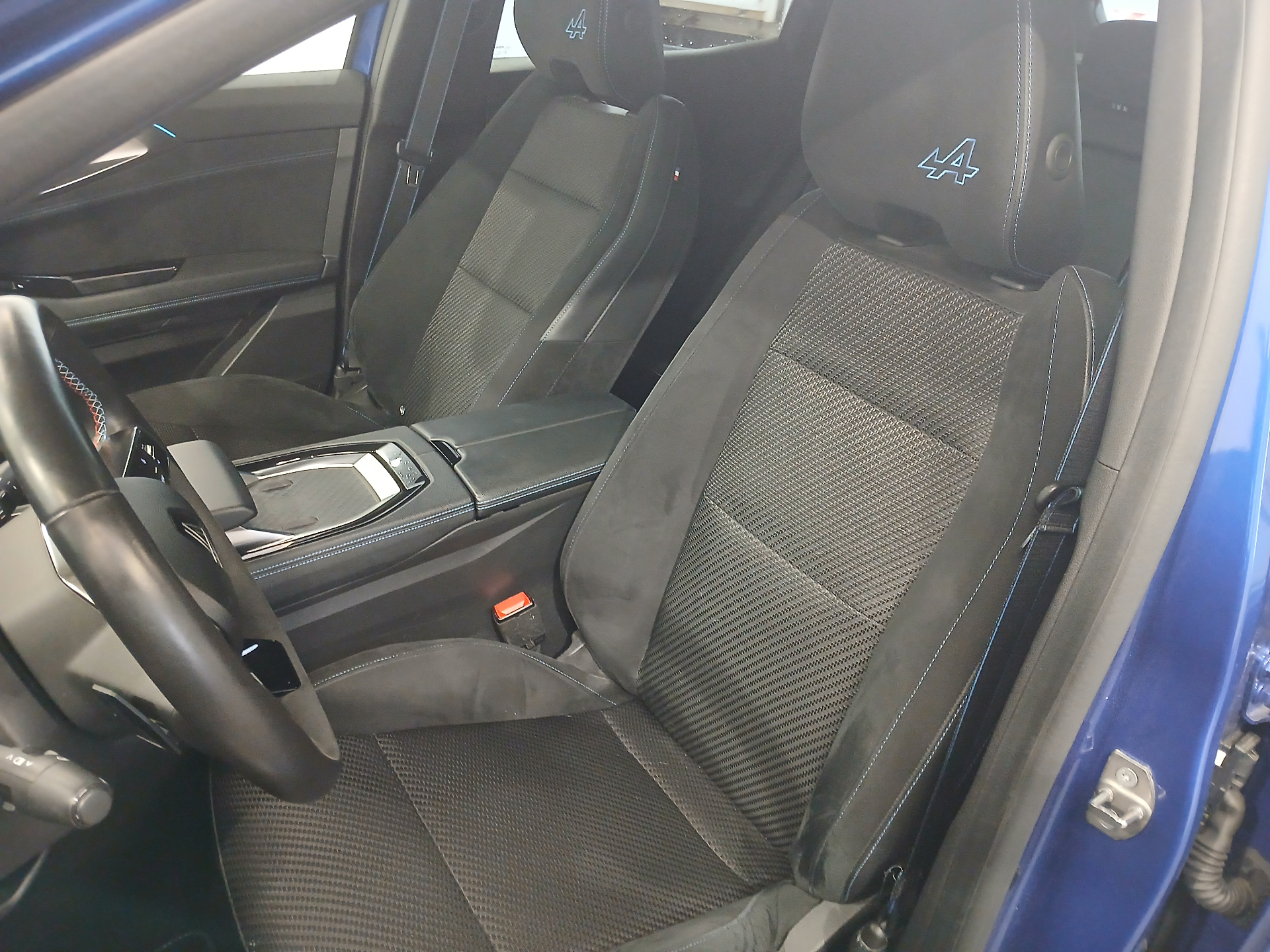 RENAULT  AUSTRAL E-Tech hybrid 200 Iconic esprit Alpine