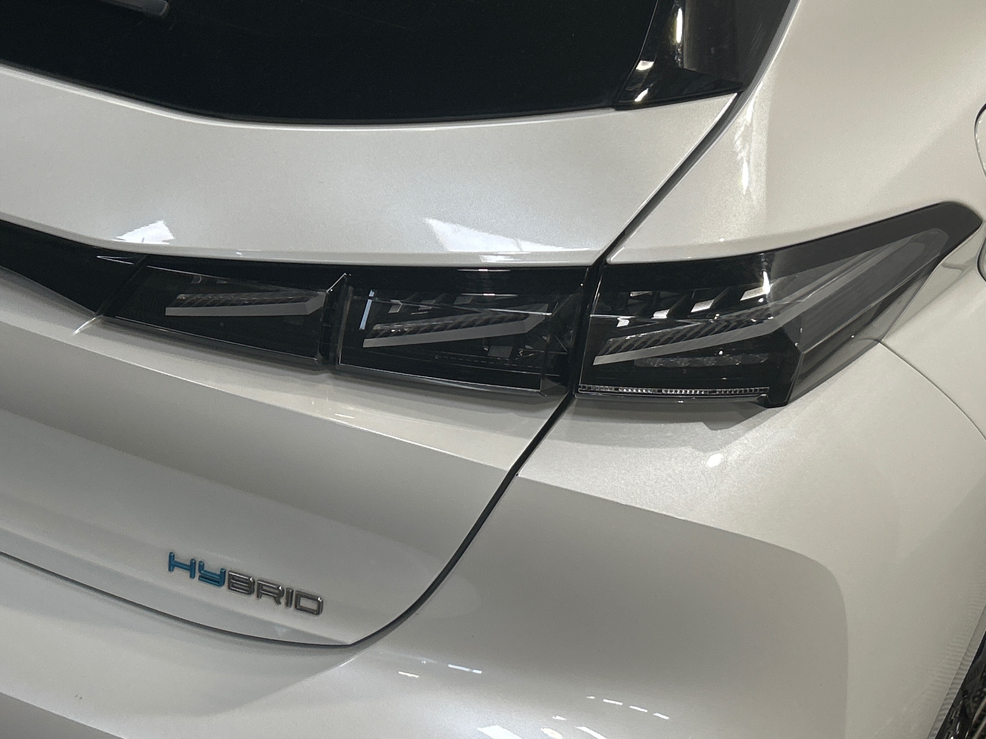 PEUGEOT 308 PHEV 225 e-EAT8 GT Pack