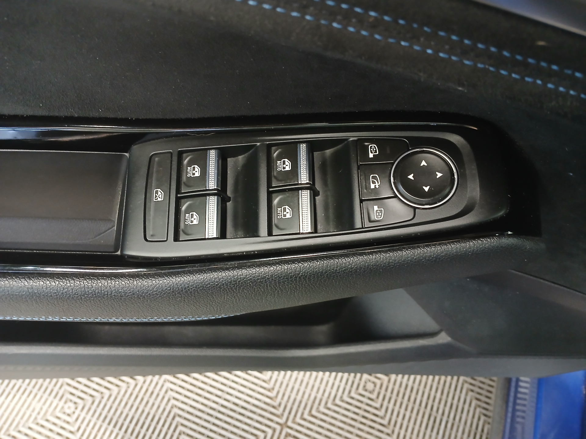 RENAULT  AUSTRAL E-Tech hybrid 200 Iconic esprit Alpine