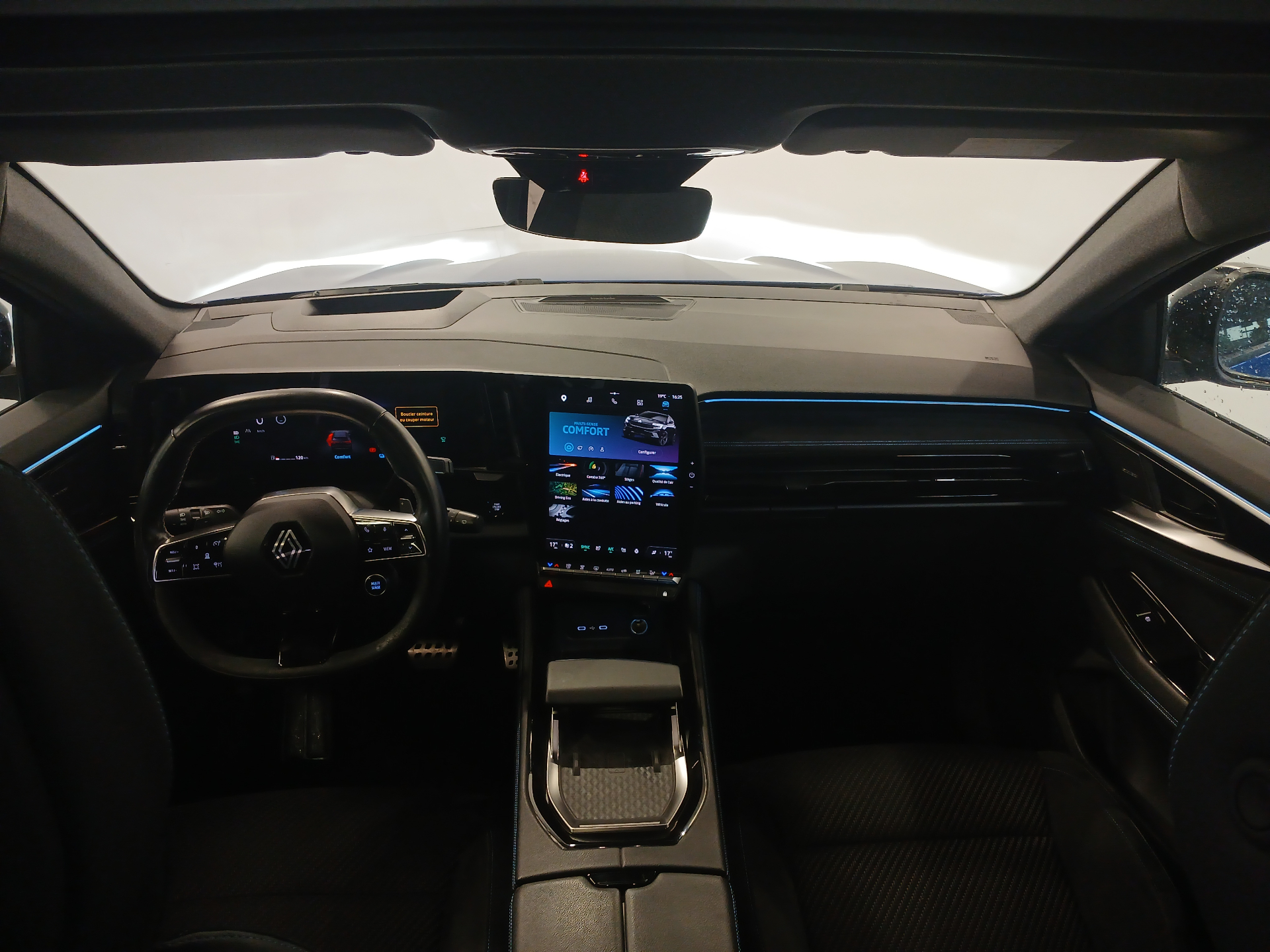 RENAULT  AUSTRAL E-Tech hybrid 200 Iconic esprit Alpine