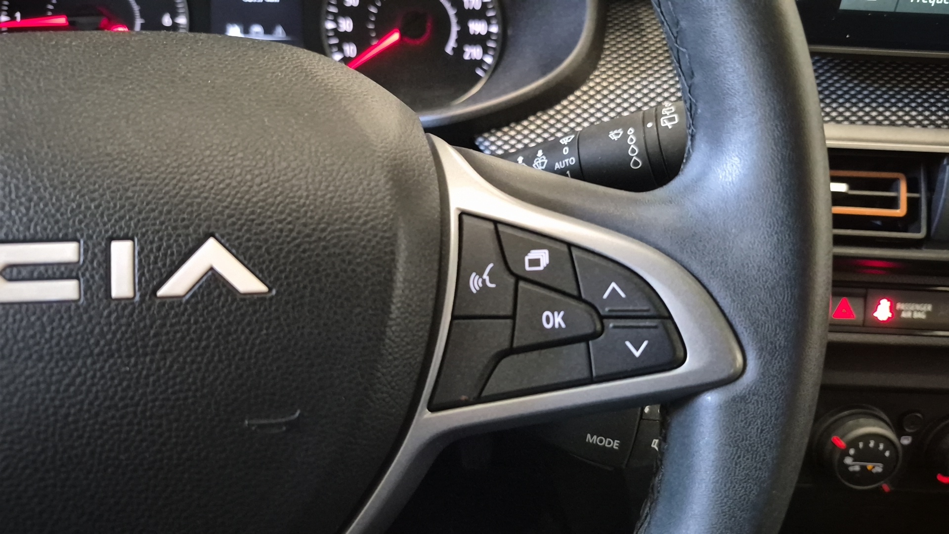 DACIA SANDERO Stepway Expression TCe 90