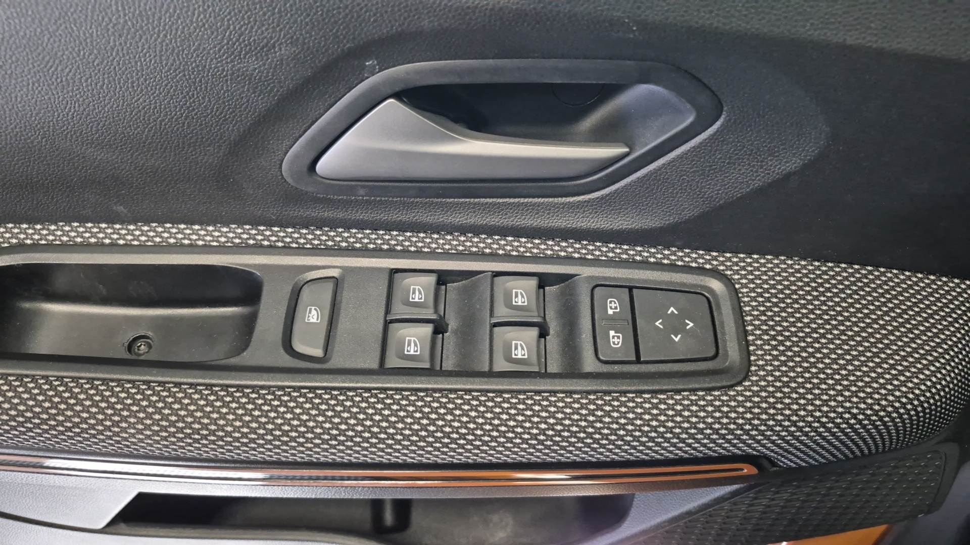 DACIA SANDERO Stepway Expression TCe 90