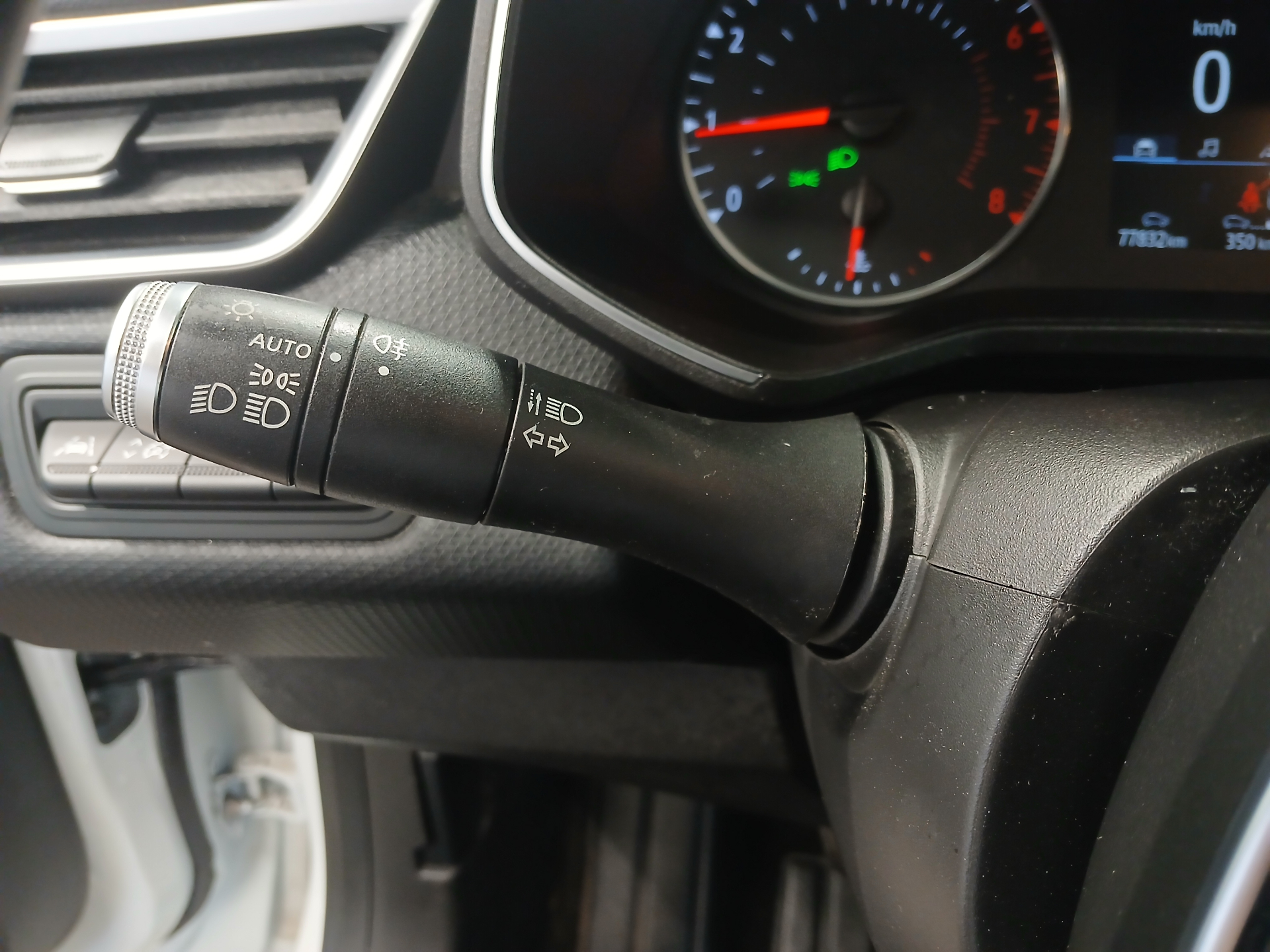 RENAULT CLIO V SCe 65 - 21 Zen