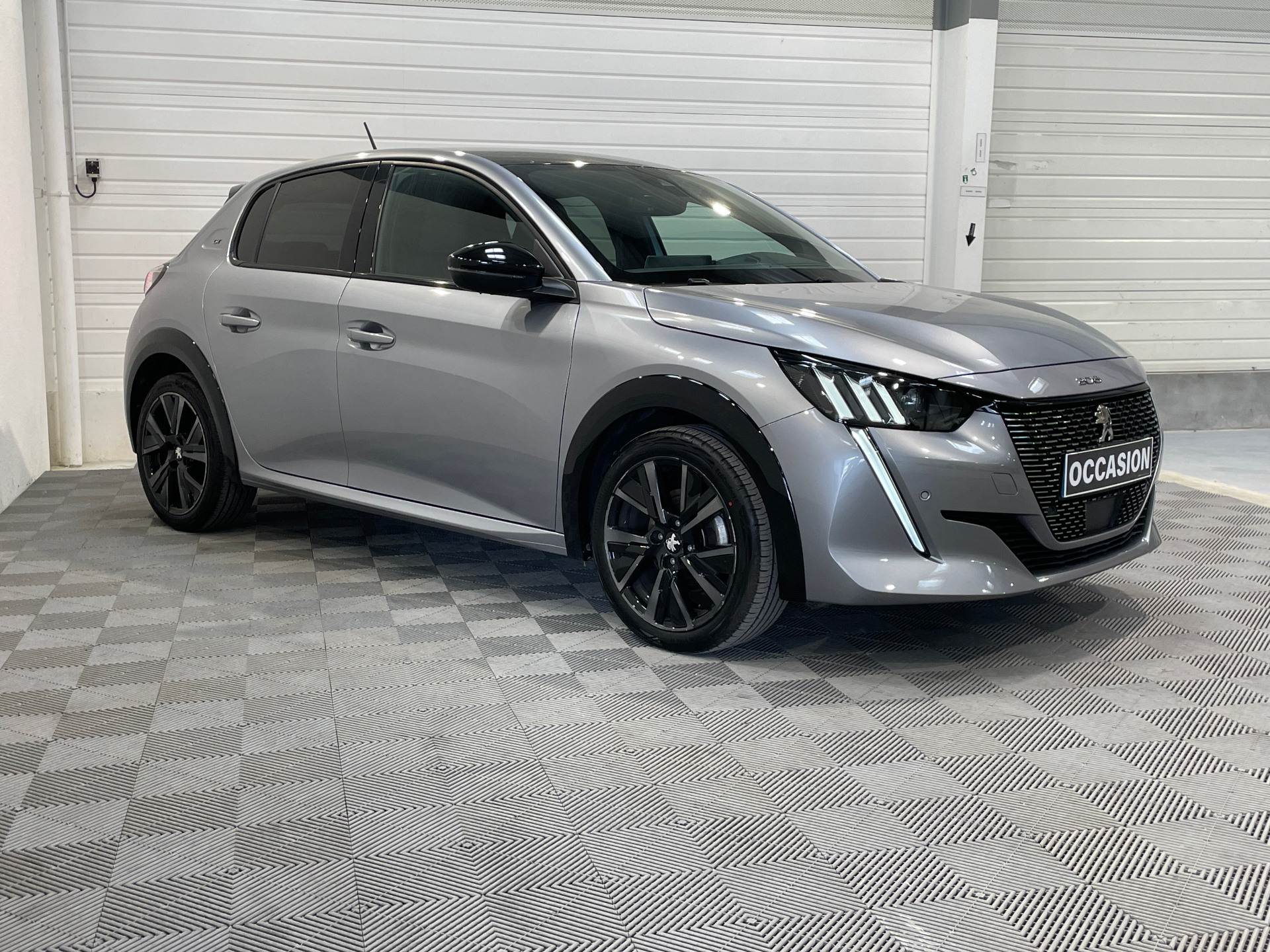 PEUGEOT 208 PureTech 100 S&S BVM6 GT