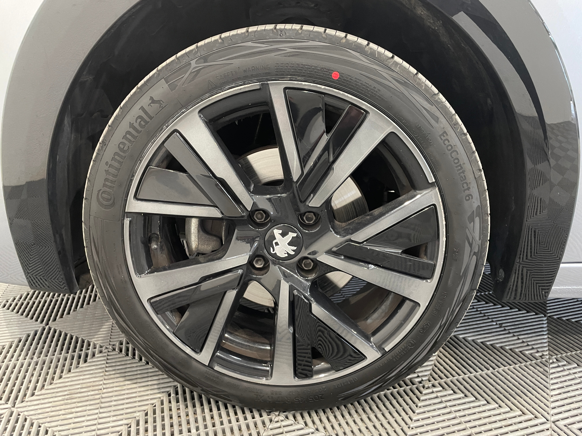 PEUGEOT 208 PureTech 100 S&S BVM6 GT