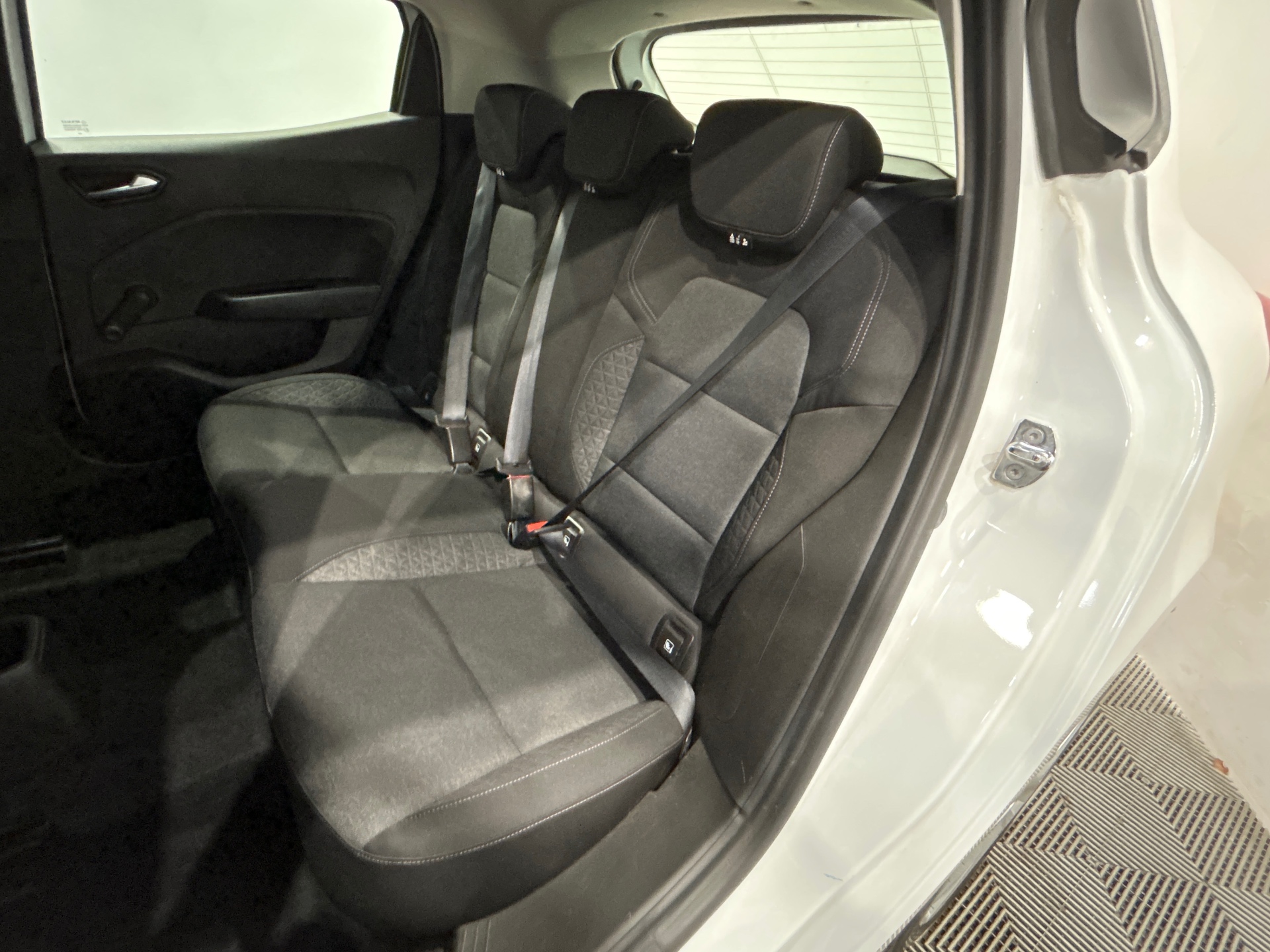 RENAULT CLIO V TCe 100 Business