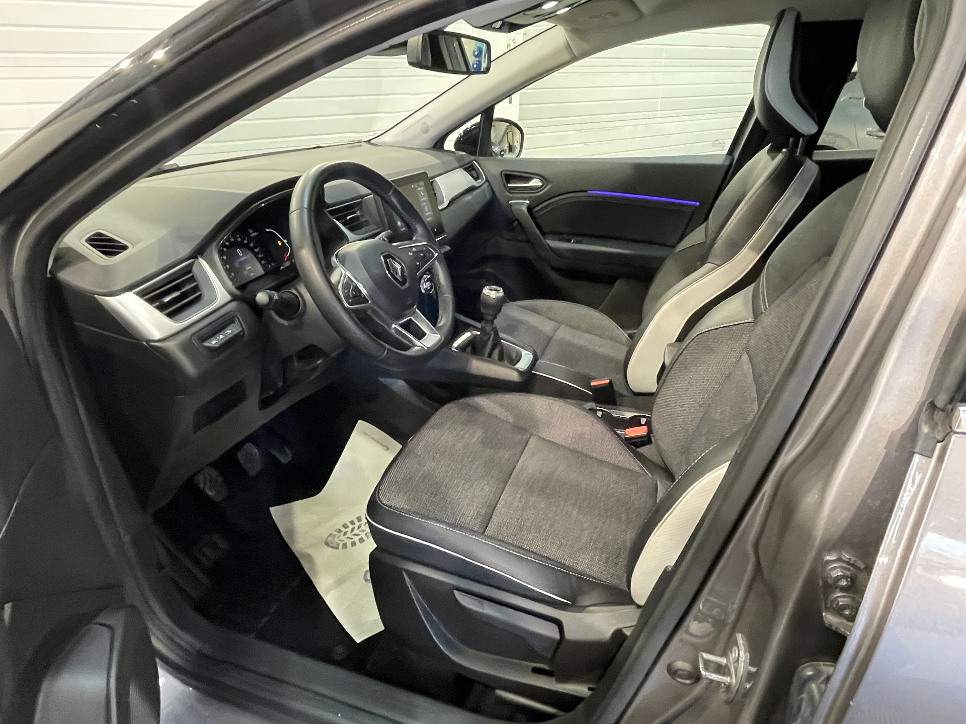 RENAULT CAPTUR TCe 90 Techno