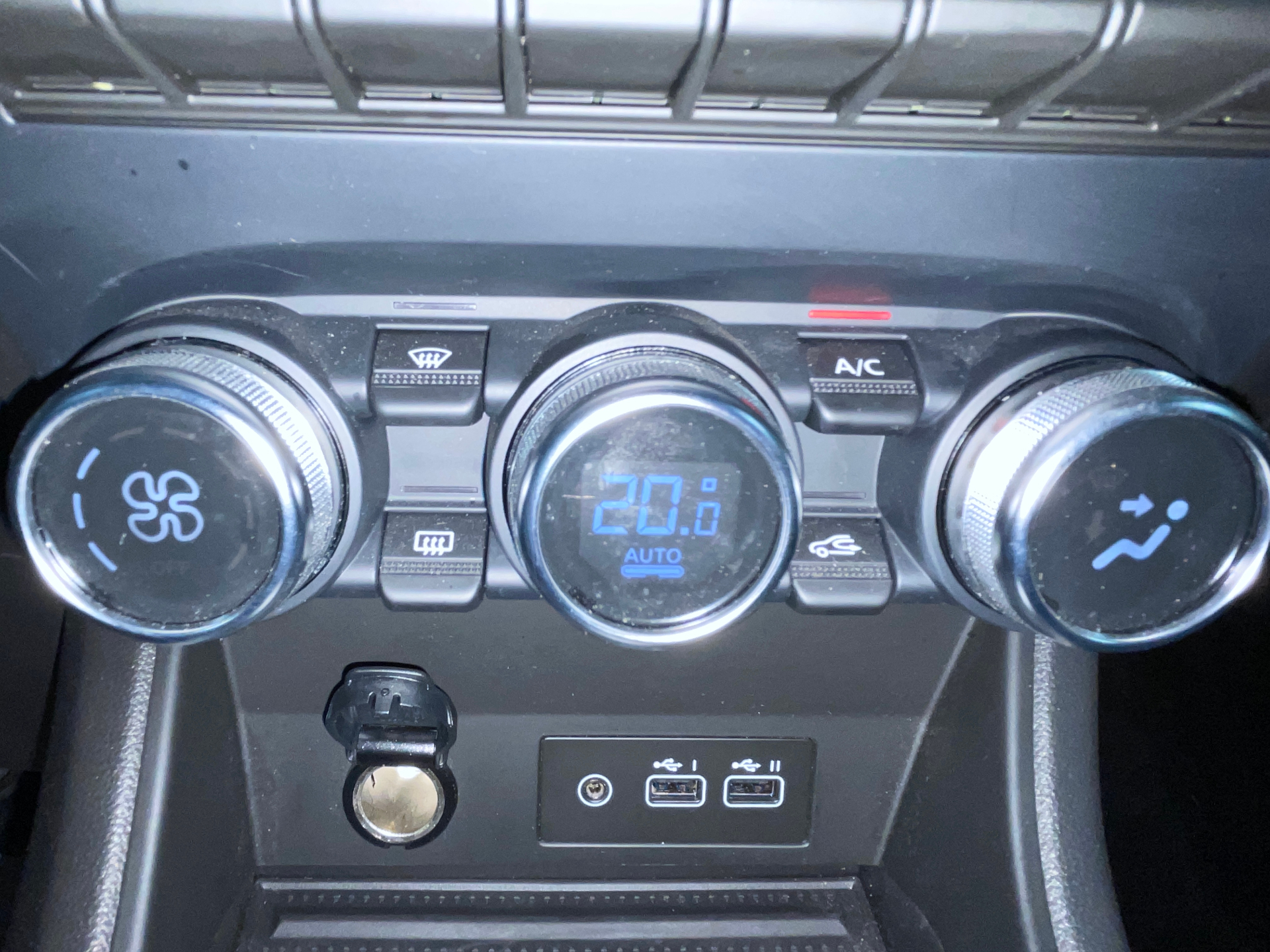 RENAULT CAPTUR TCe 90 Techno
