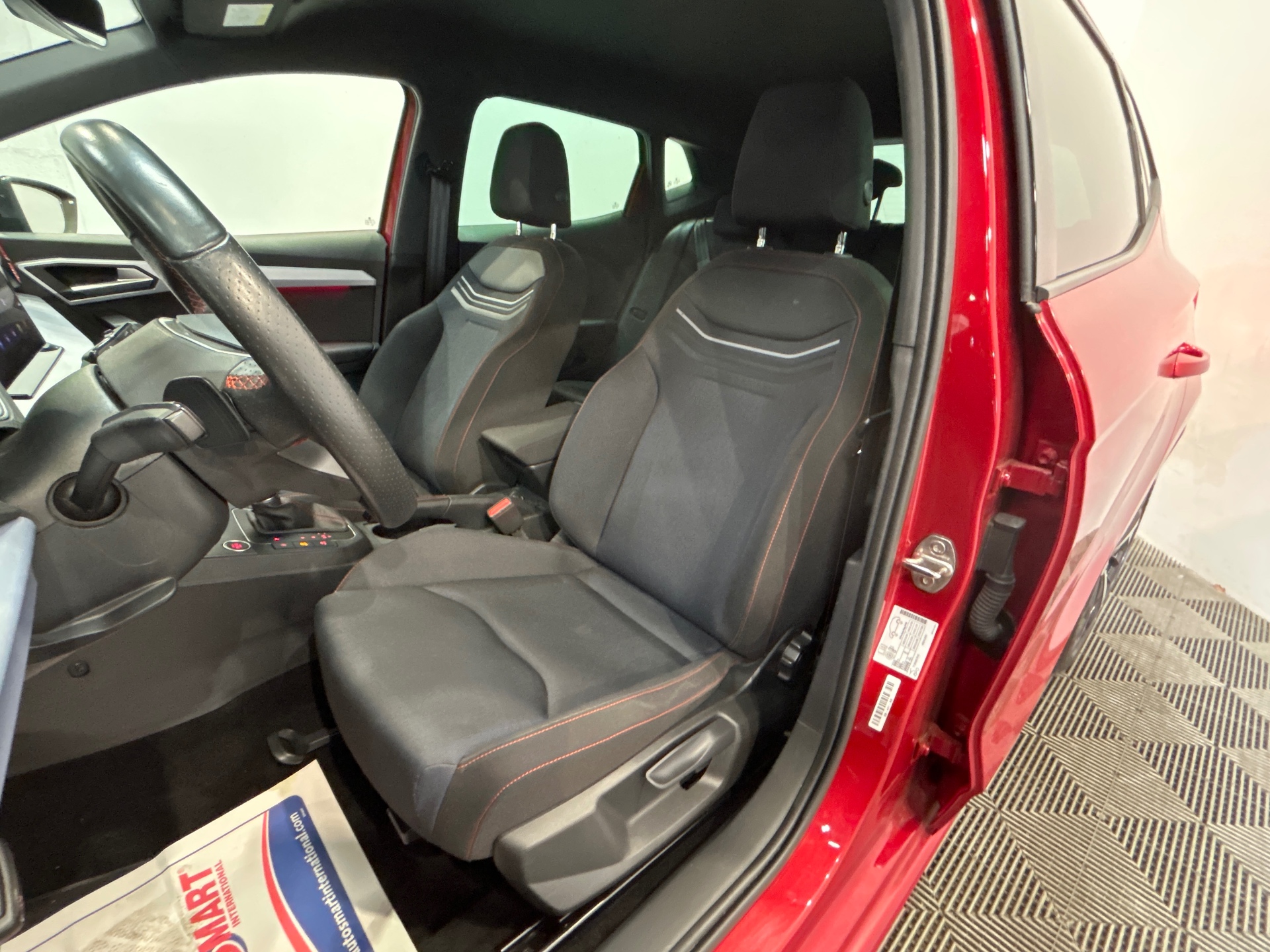 SEAT IBIZA 1.0 TSI 110 ch S/S DSG7 FR