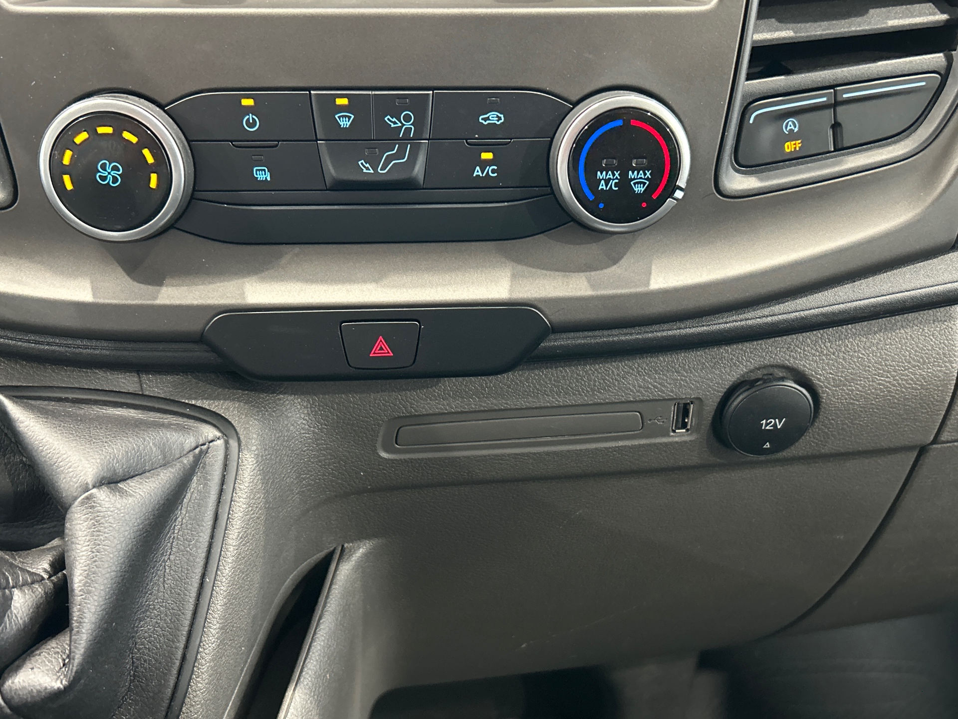 FORD TRANSIT CUSTOM Fg 280 L1H1 2.0 EcoBlue 130 Trend Business