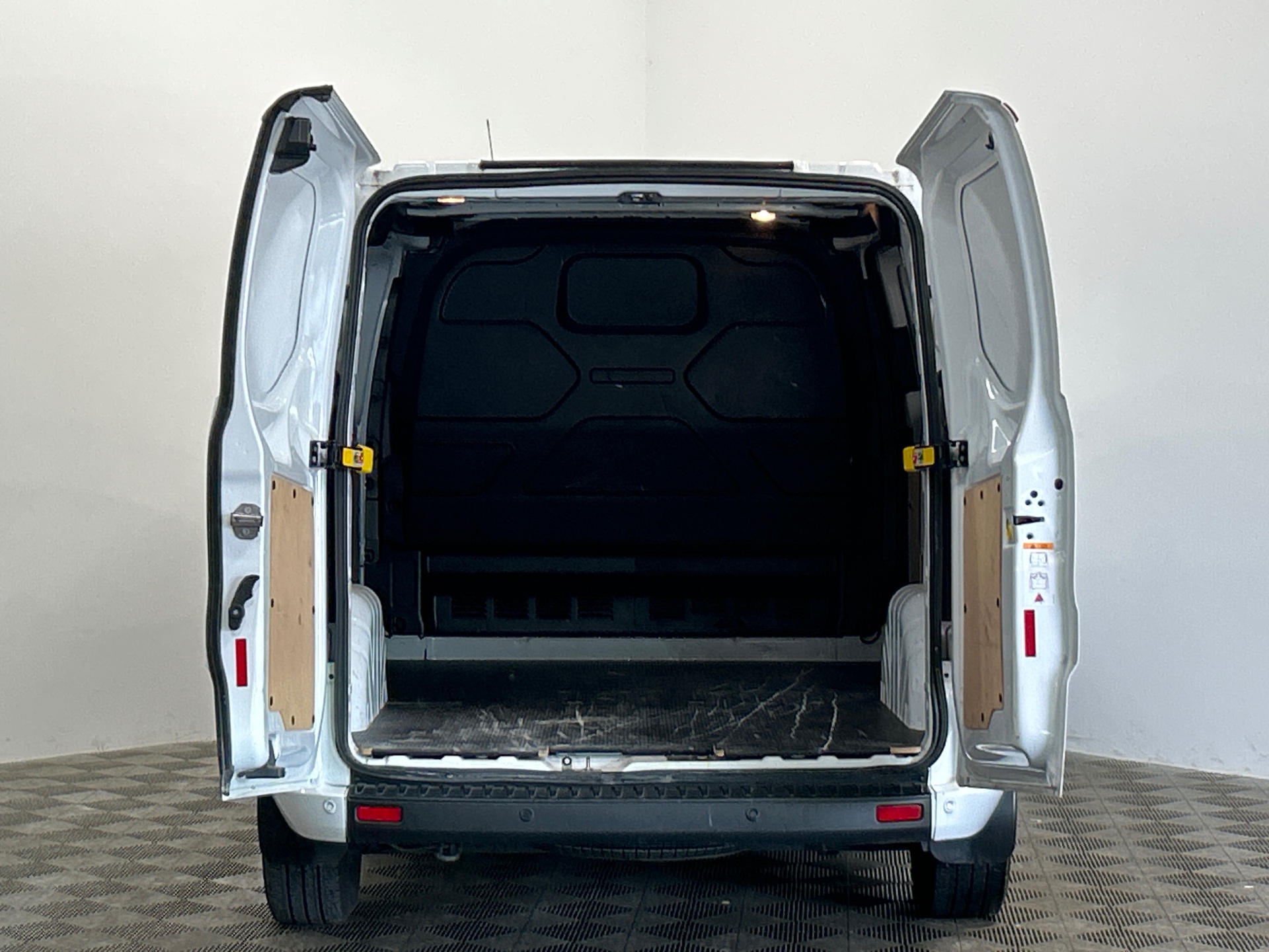 FORD TRANSIT CUSTOM Fg 280 L1H1 2.0 EcoBlue 130 Trend Business