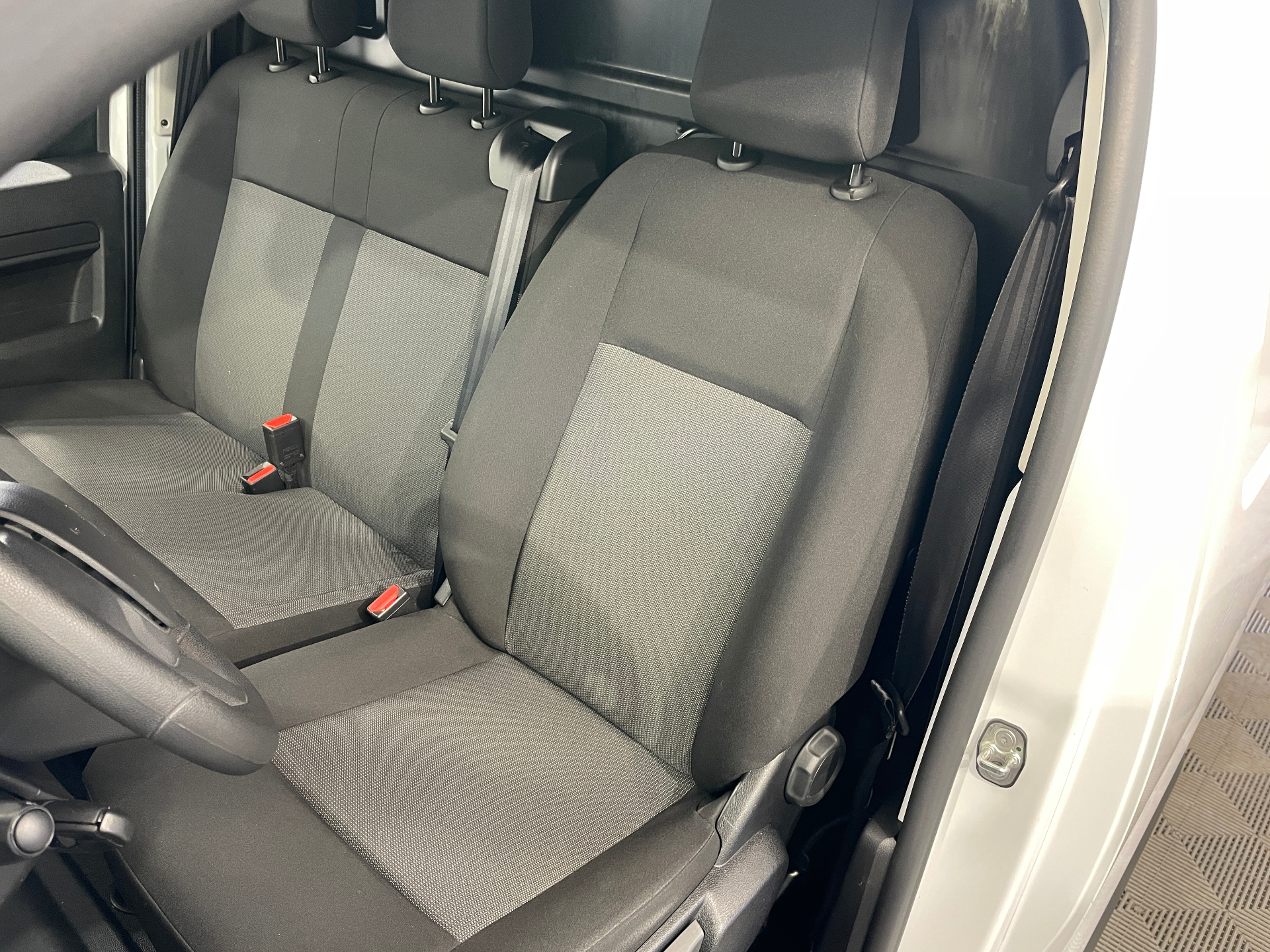 PEUGEOT EXPERT FOURGON FGN M DIESEL 120 CH MANUELLE