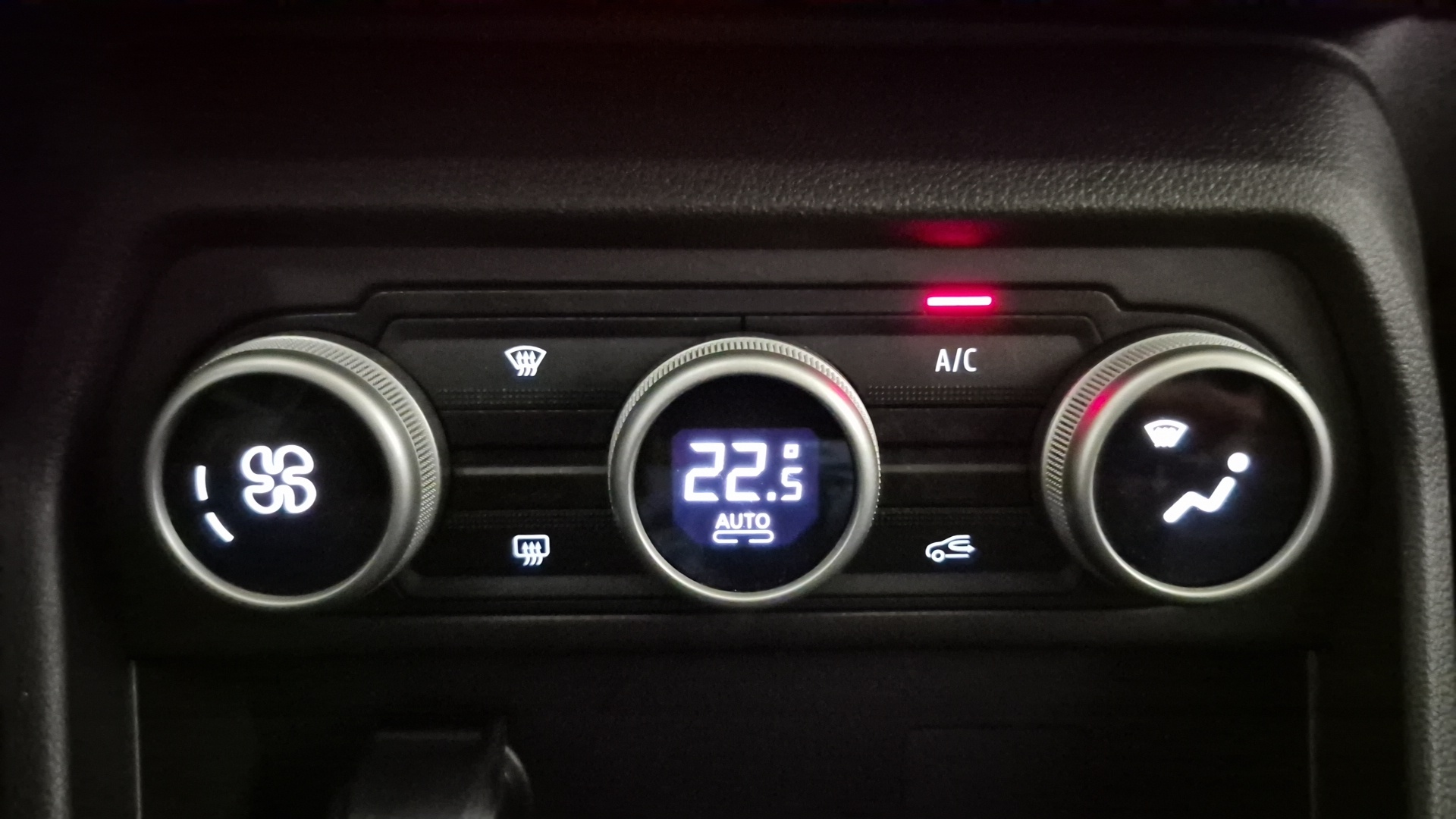 DACIA SANDERO Stepway Expression TCe 90