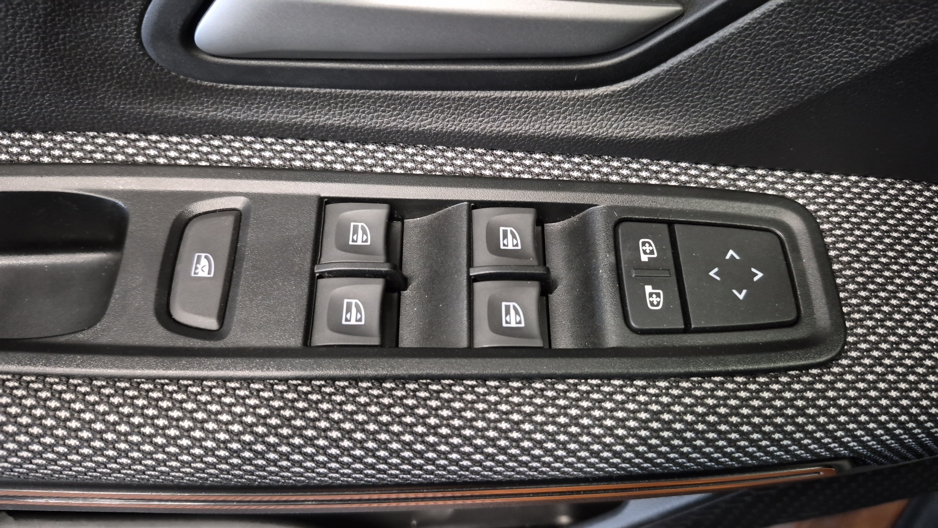 DACIA SANDERO Stepway Expression TCe 90