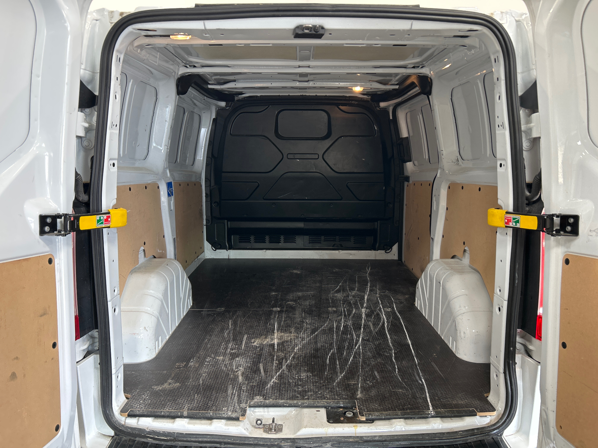 FORD TRANSIT CUSTOM Fg 280 L1H1 2.0 EcoBlue 130 Trend Business