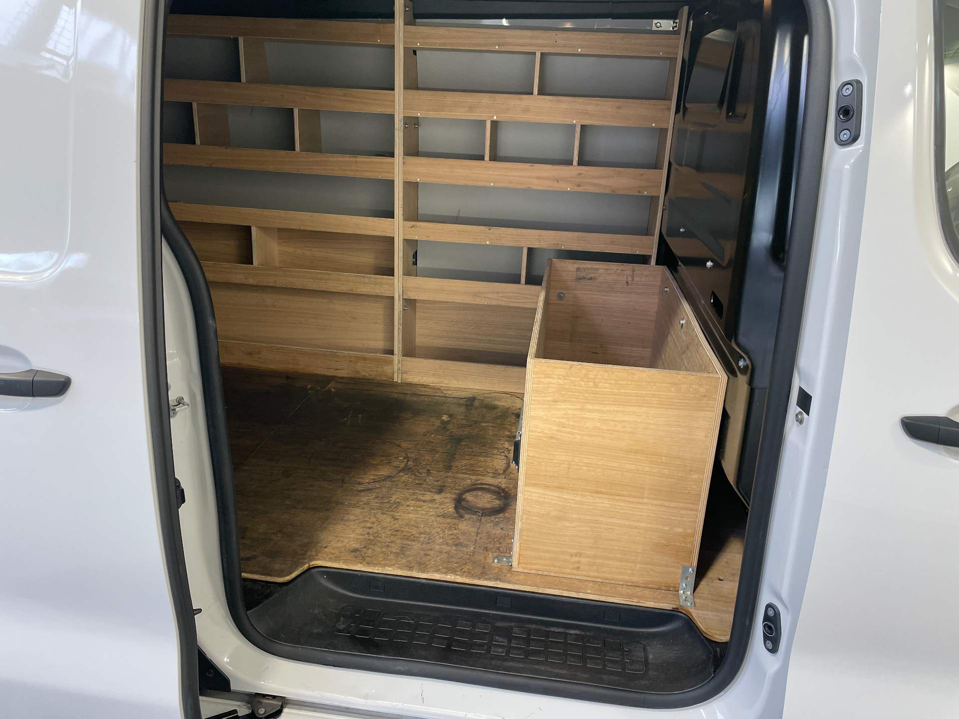 PEUGEOT EXPERT FOURGON FGN M DIESEL 120 CH MANUELLE