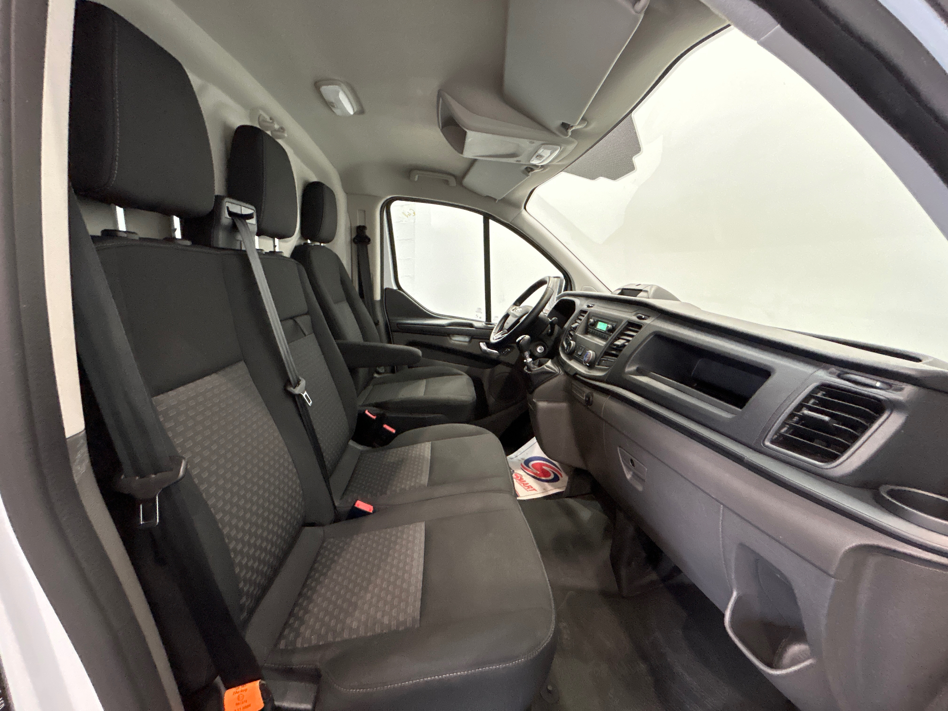 FORD TRANSIT CUSTOM Fg 280 L1H1 2.0 EcoBlue 130 Trend Business