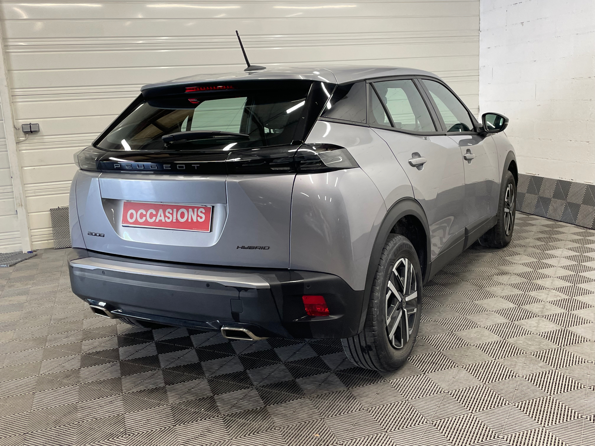 PEUGEOT 2008 STYLE HYBRID 145 CH E-DCS6