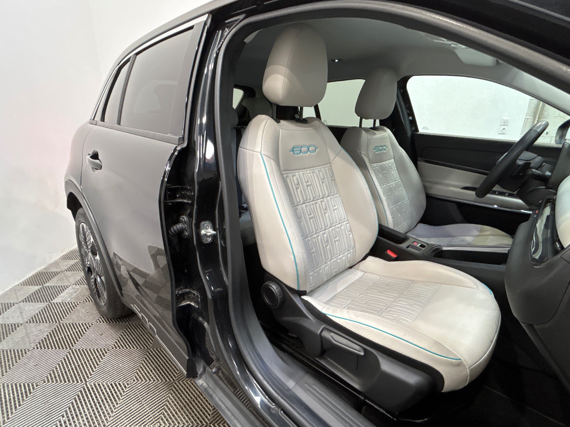 FIAT 600 PRIMA 1.2 HYBRID 100DCT6
