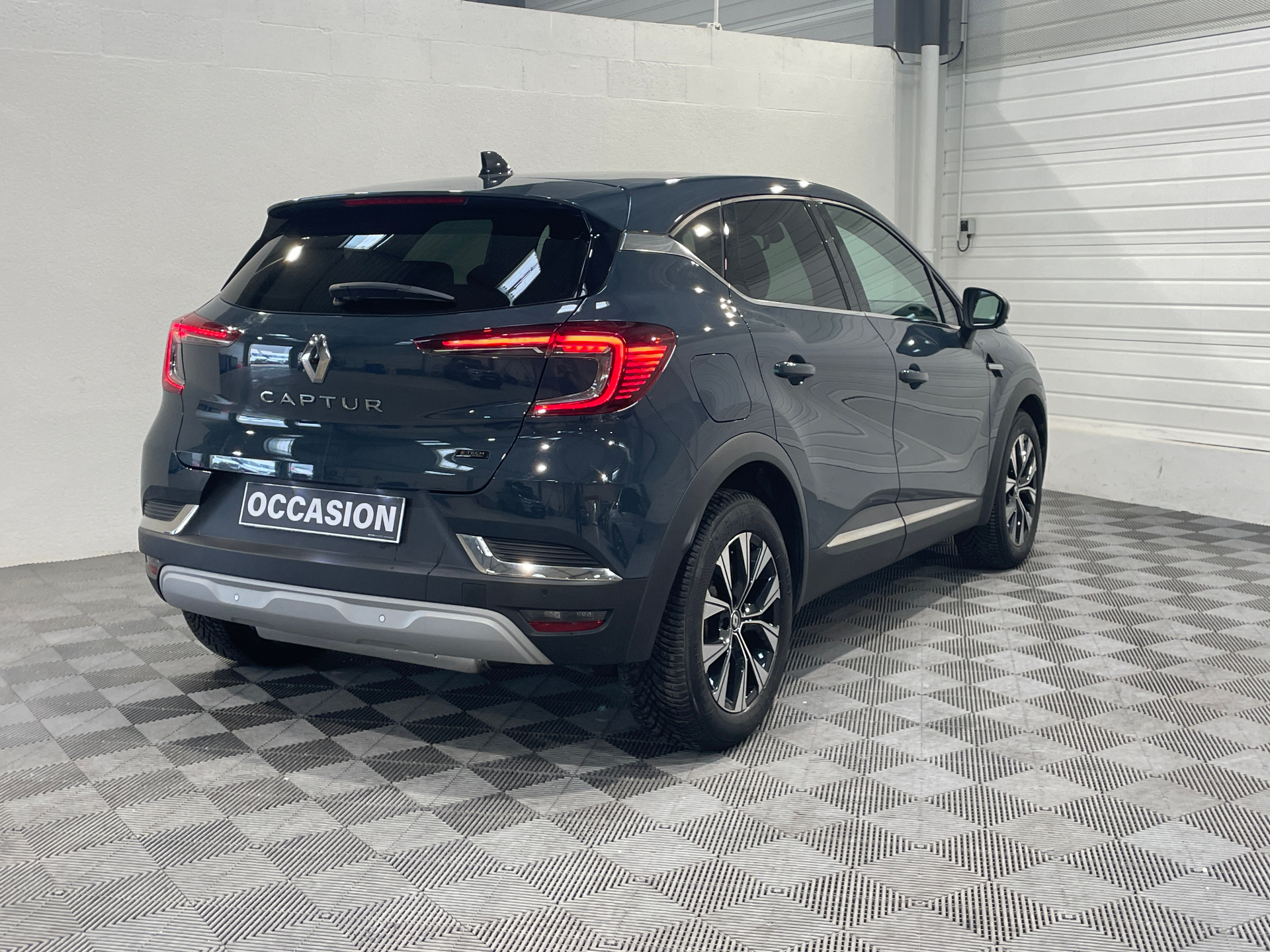 RENAULT  CAPTUR E-Tech hybride rechargeable 160 Techno