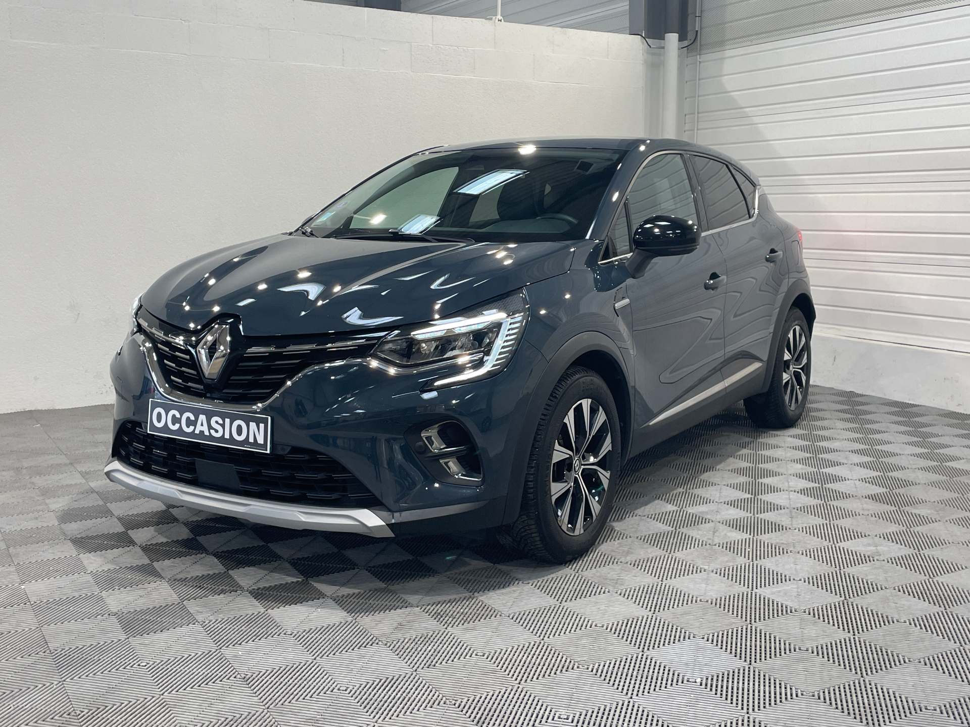 RENAULT  CAPTUR E-Tech hybride rechargeable 160 Techno