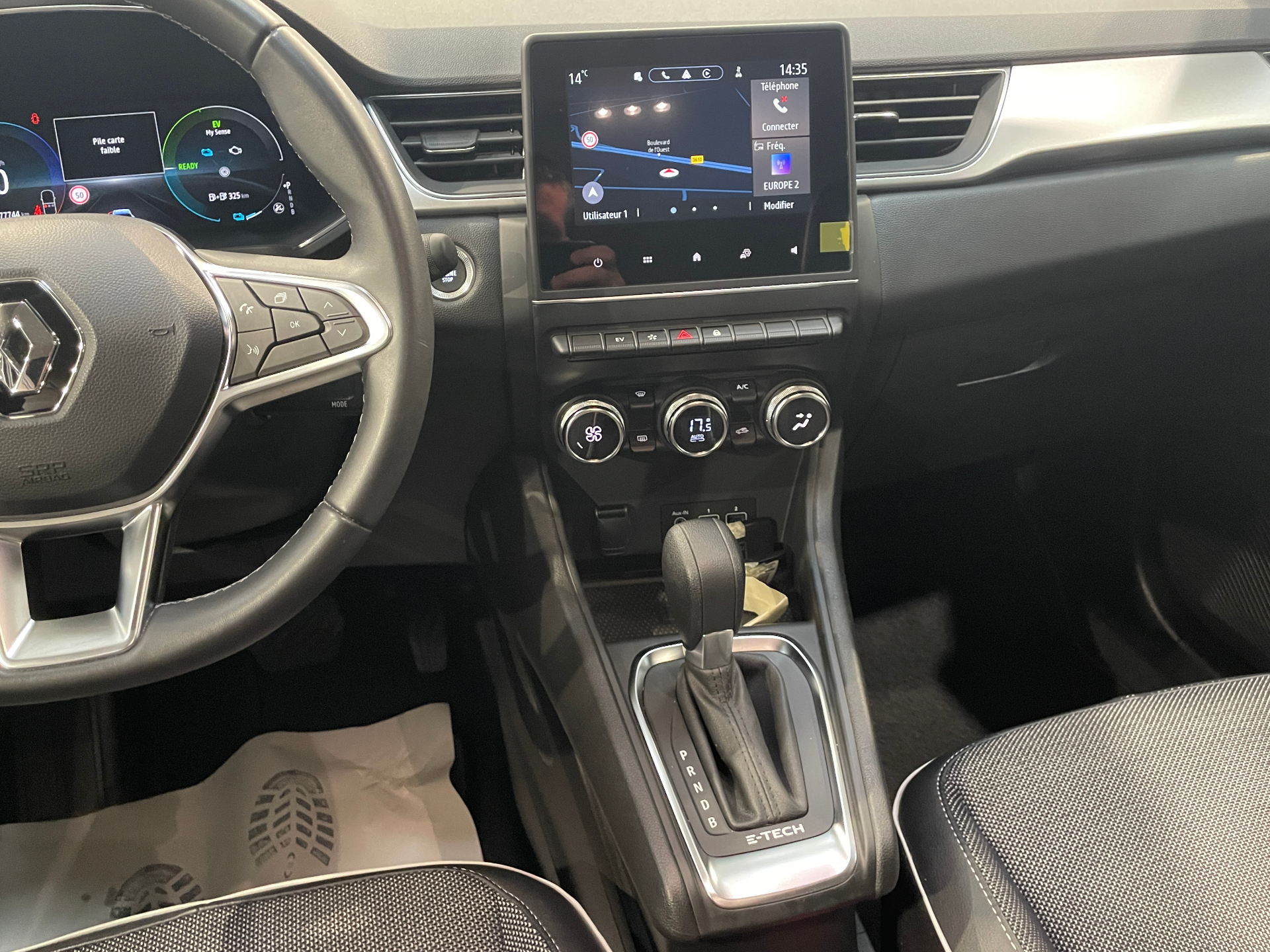 RENAULT  CAPTUR E-Tech hybride rechargeable 160 Techno