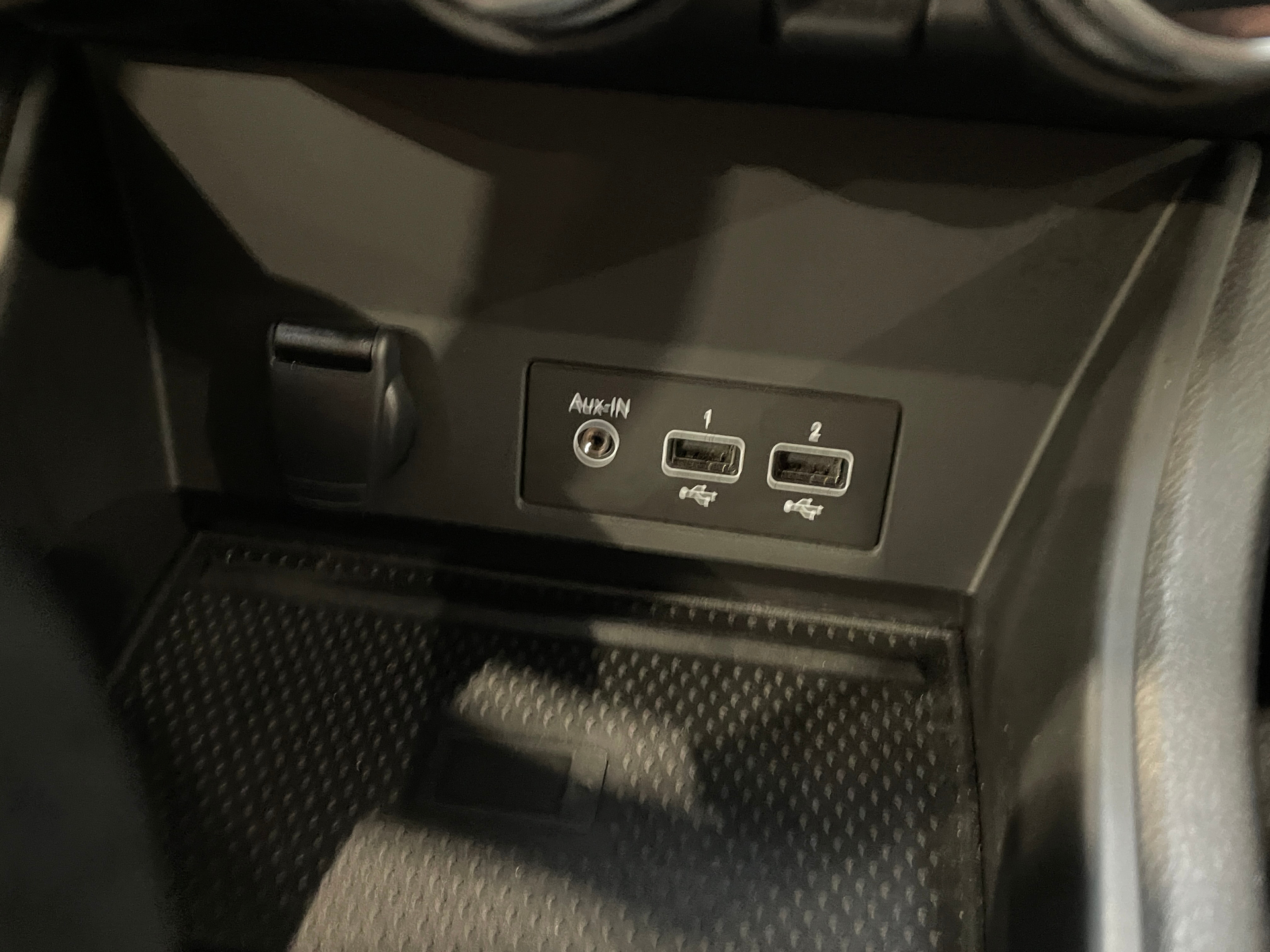 RENAULT  CAPTUR E-Tech hybride rechargeable 160 Techno
