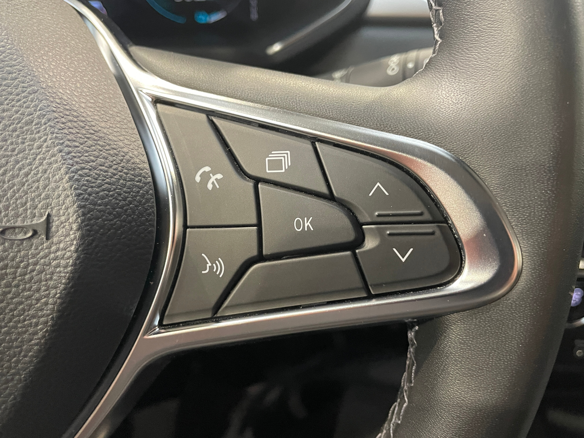 RENAULT  CAPTUR E-Tech hybride rechargeable 160 Techno