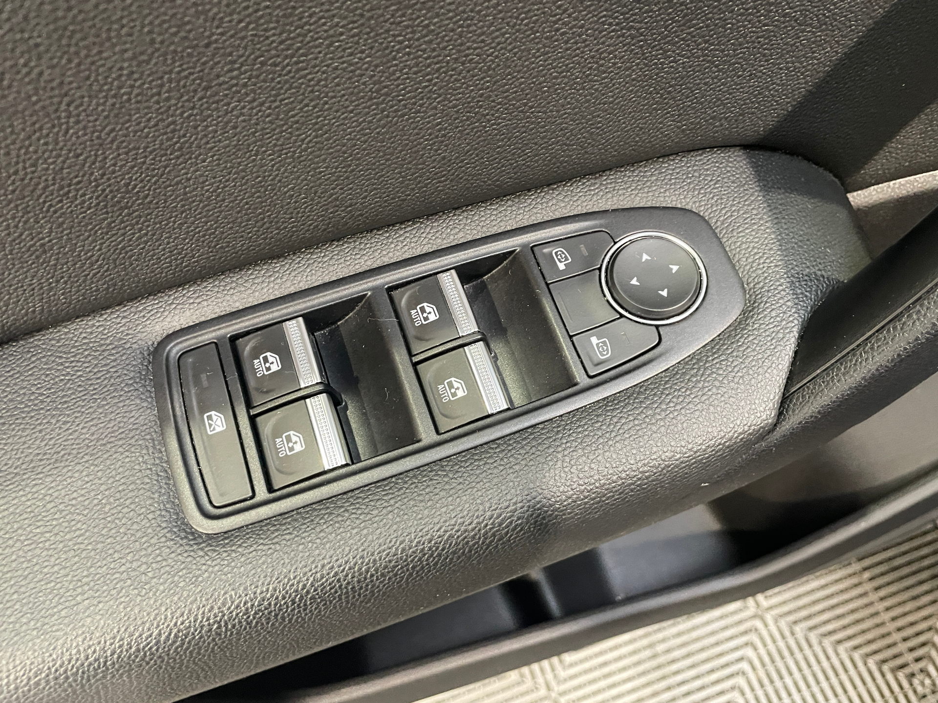 RENAULT  CAPTUR E-Tech hybride rechargeable 160 Techno