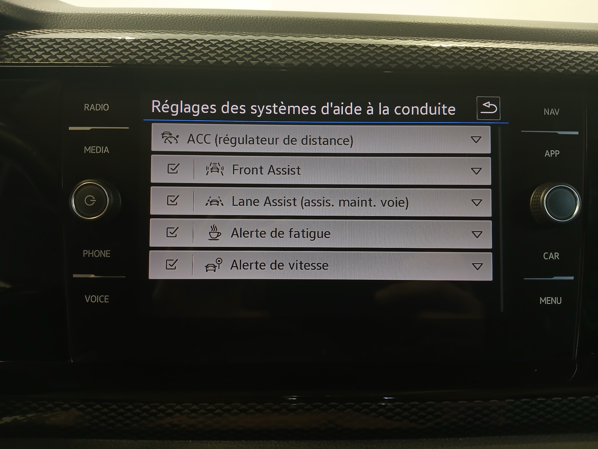 VOLKSWAGEN TAIGO TSI 115 HP LIFE DSG