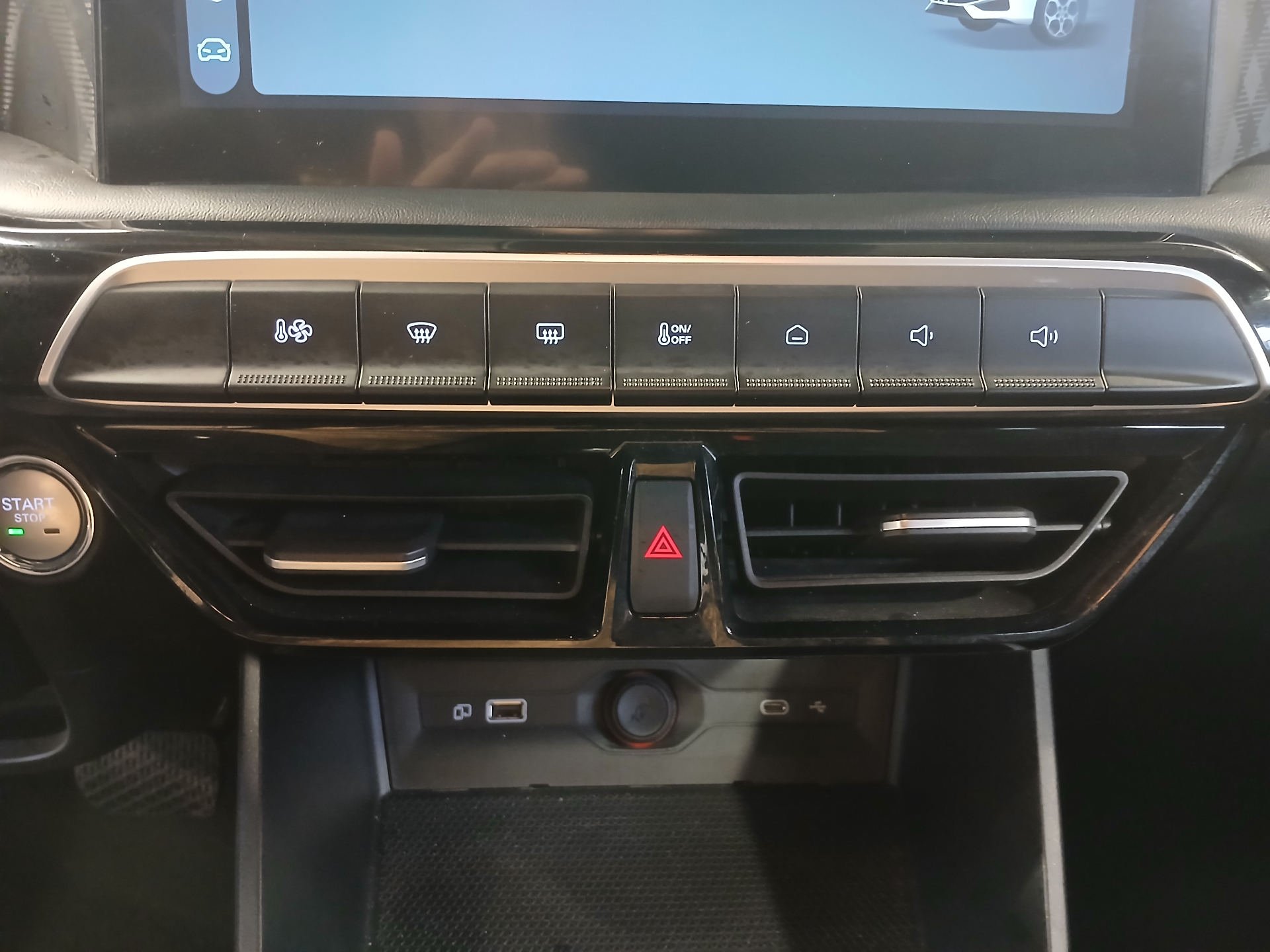MG MG3 1.5 L Hybrid+ 195 ch Luxury