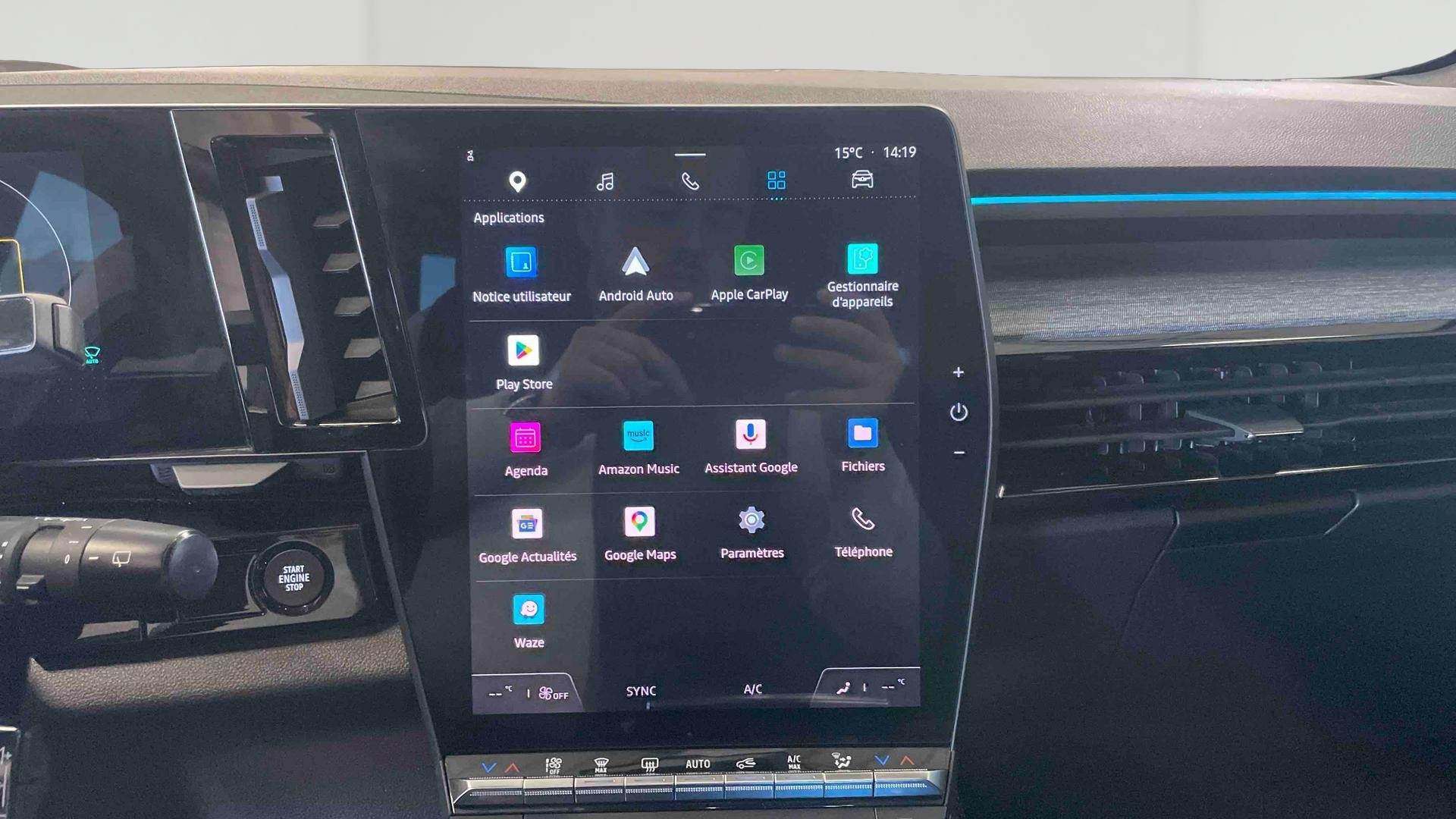 RENAULT AUSTRAL E-Tech hybrid 200 Techno
