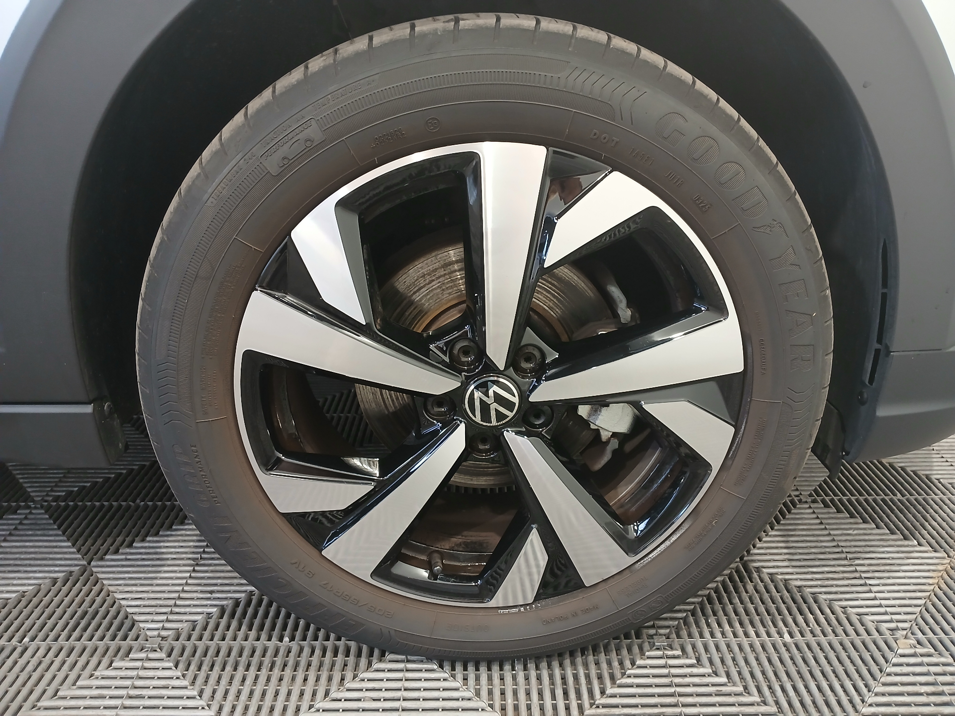VOLKSWAGEN TAIGO TSI 115 HP LIFE DSG