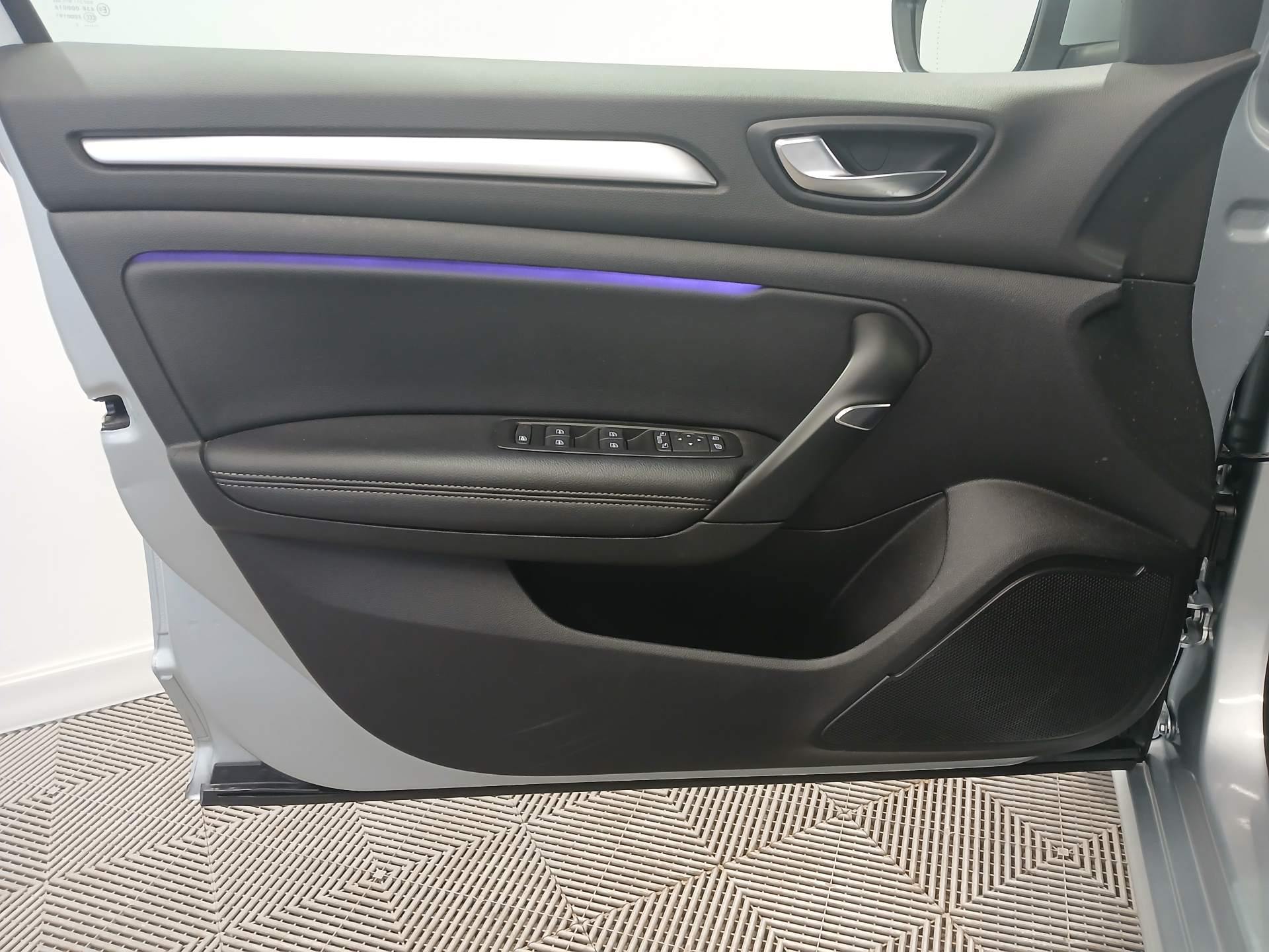 RENAULT MEGANE IV ESTATE Blue dCi 115 EDC - 21N Intens