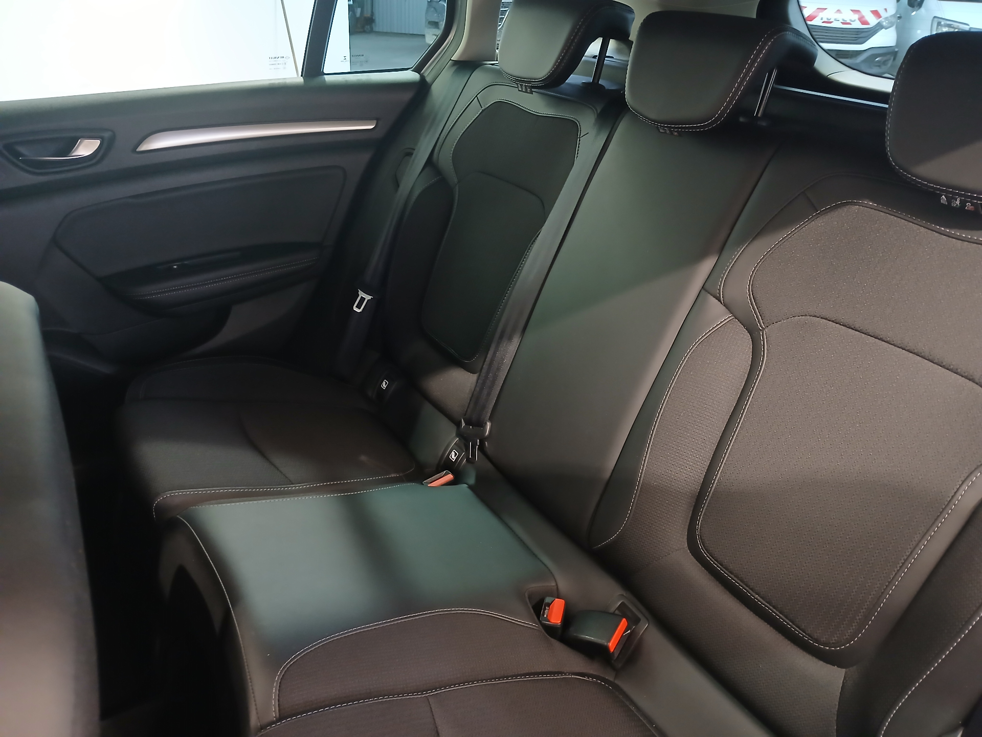 RENAULT MEGANE IV ESTATE Blue dCi 115 EDC - 21N Intens