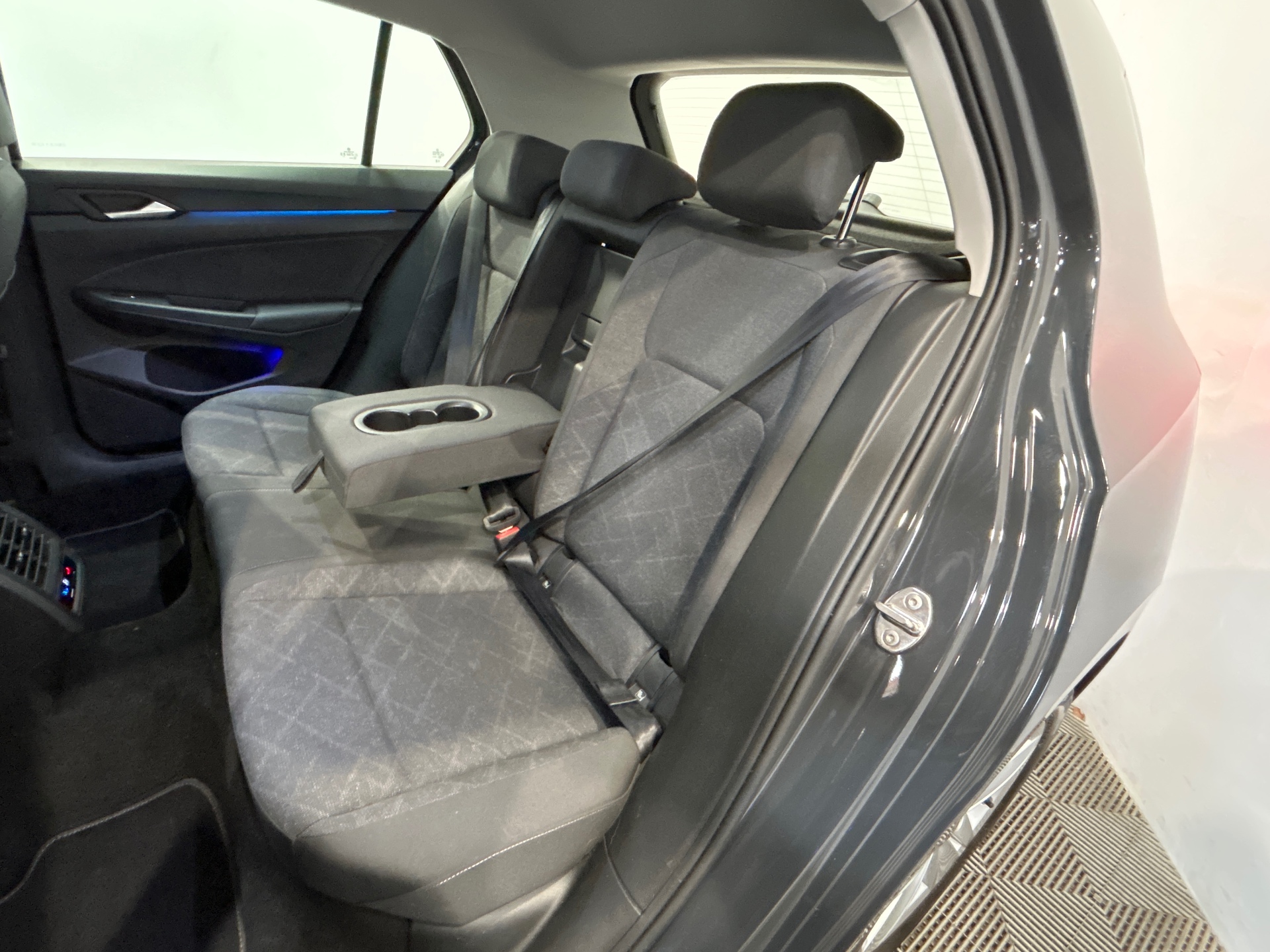 VOLKSWAGEN GOLF 1.0 eTSI OPF 110 DSG7 Life Business