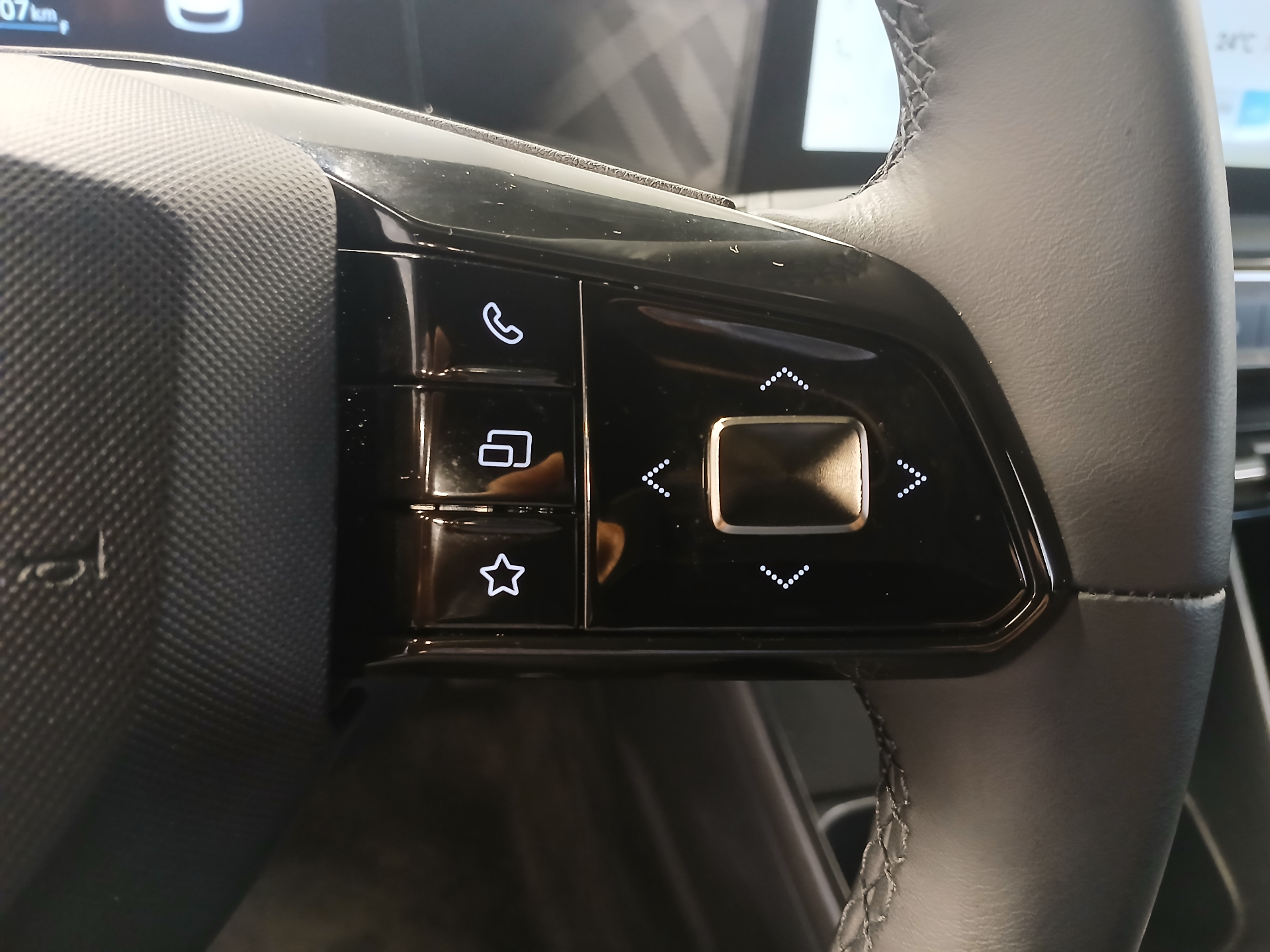 MG MG3 1.5 L Hybrid+ 195 ch Luxury