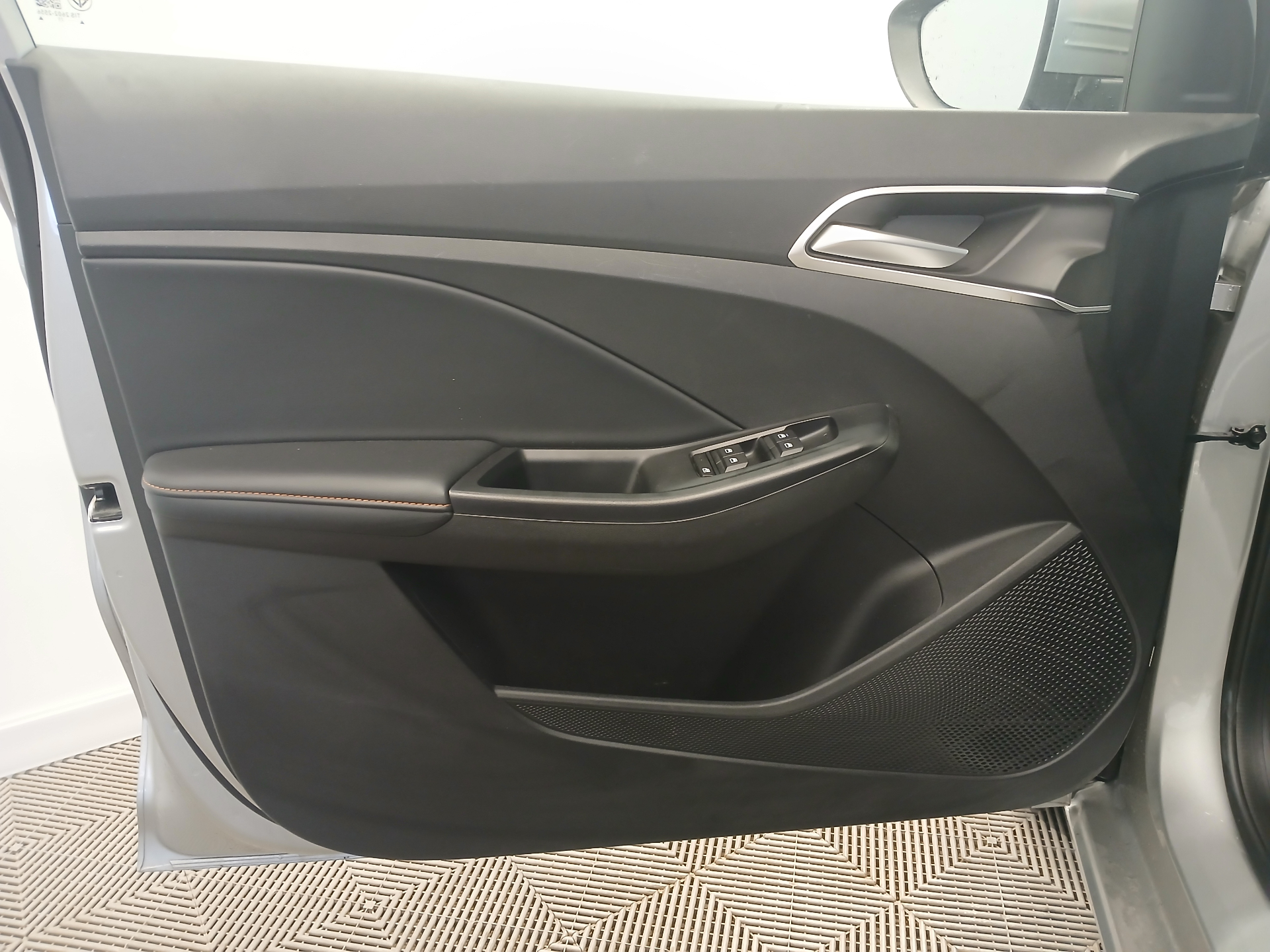 MG MG3 1.5 L Hybrid+ 195 ch Luxury