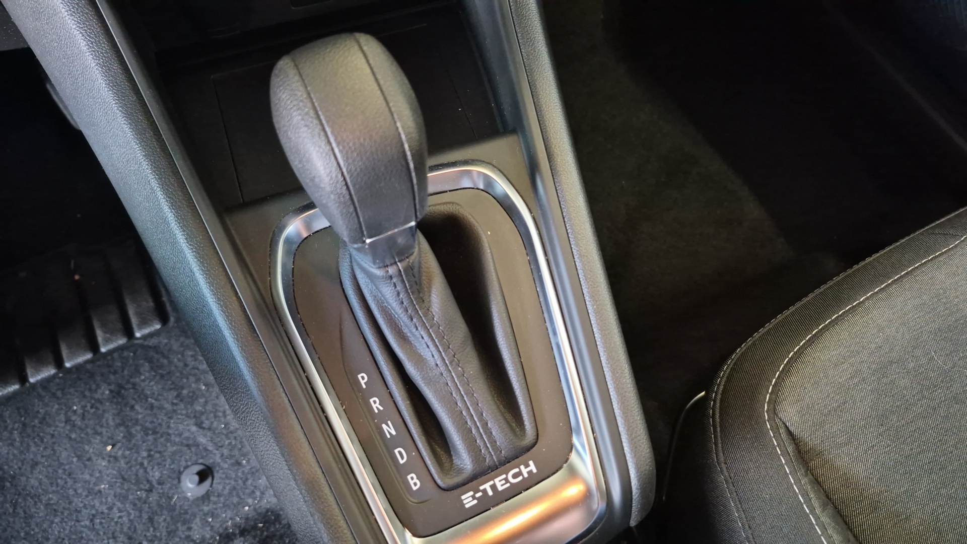 RENAULT CAPTUR E-Tech full hybrid 145 Evolution
