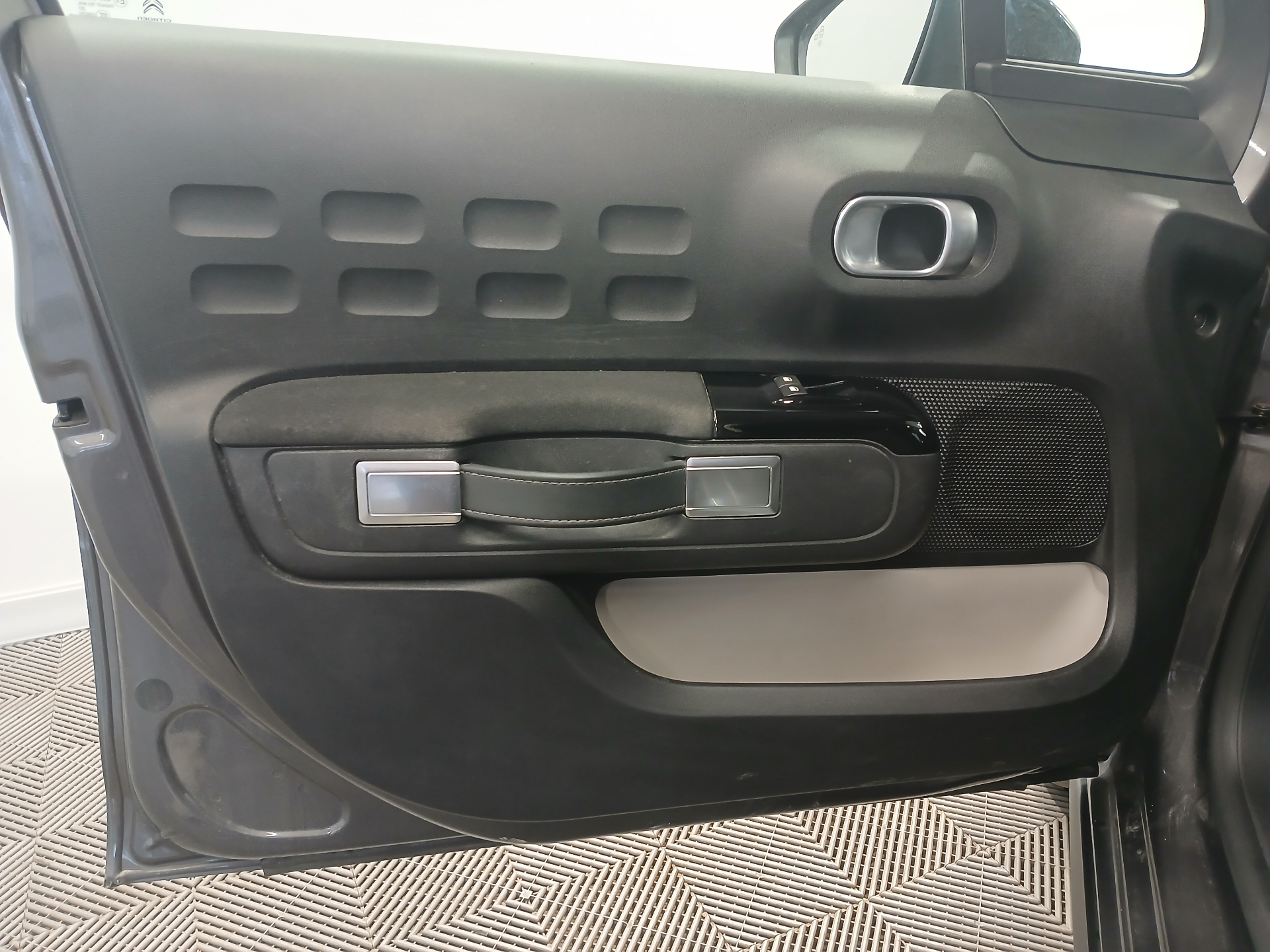 CITROEN C3 PT110 S&S BVM6 SHINE