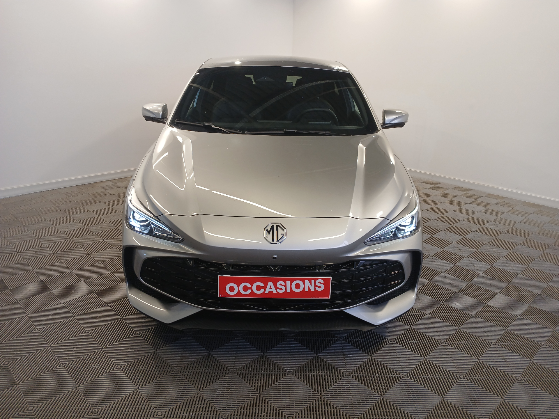 MG MG3 1.5 L Hybrid+ 195 ch Luxury