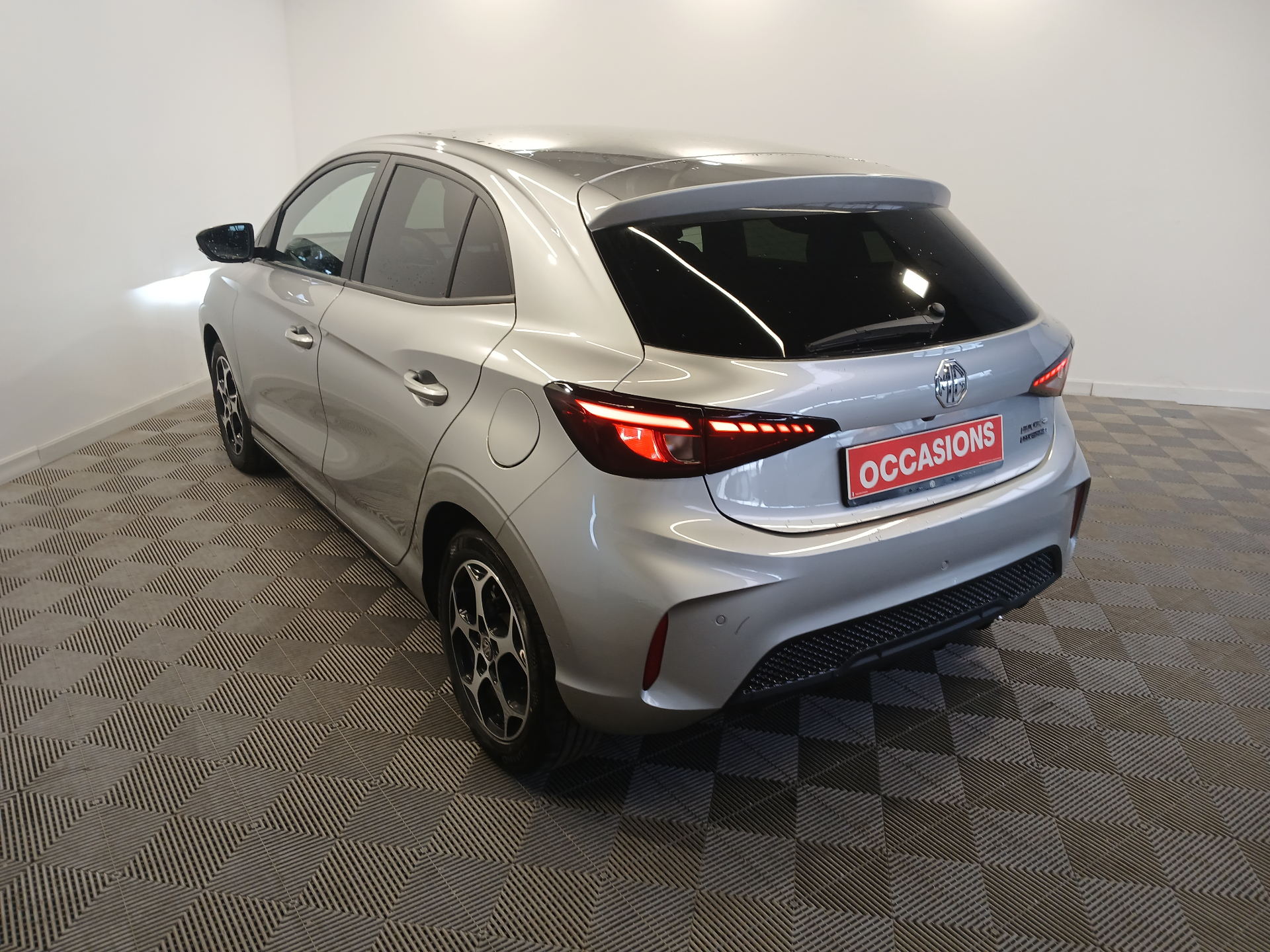 MG MG3 1.5 L Hybrid+ 195 ch Luxury